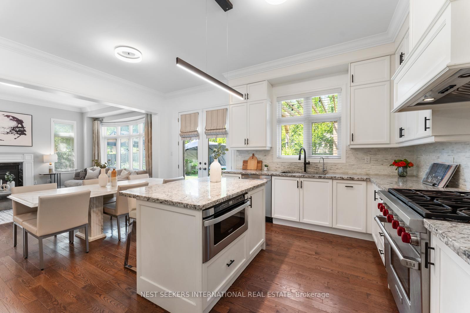Photo 15 of 115 Robert Berry Crescent, King, King City — HOMEH