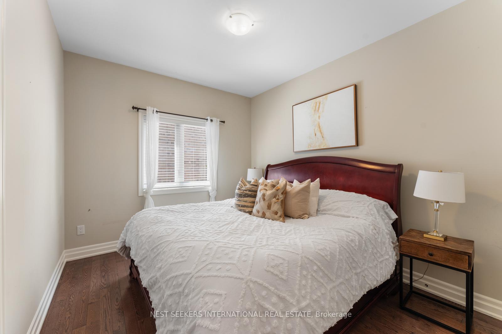 Photo 25 of 115 Robert Berry Crescent, King, King City — HOMEH