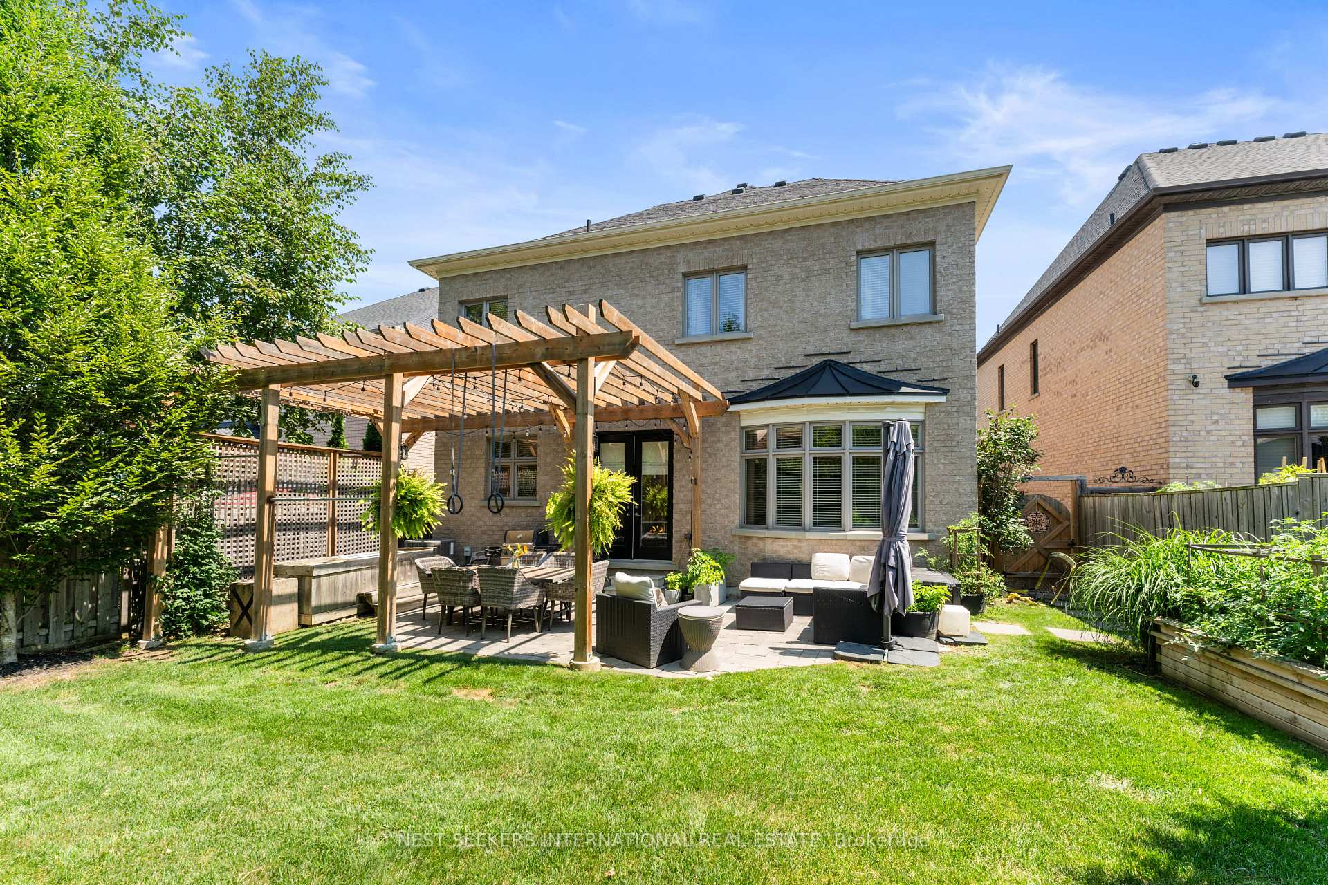 Photo 21 of 115 Robert Berry Crescent, King, King City — HOMEH