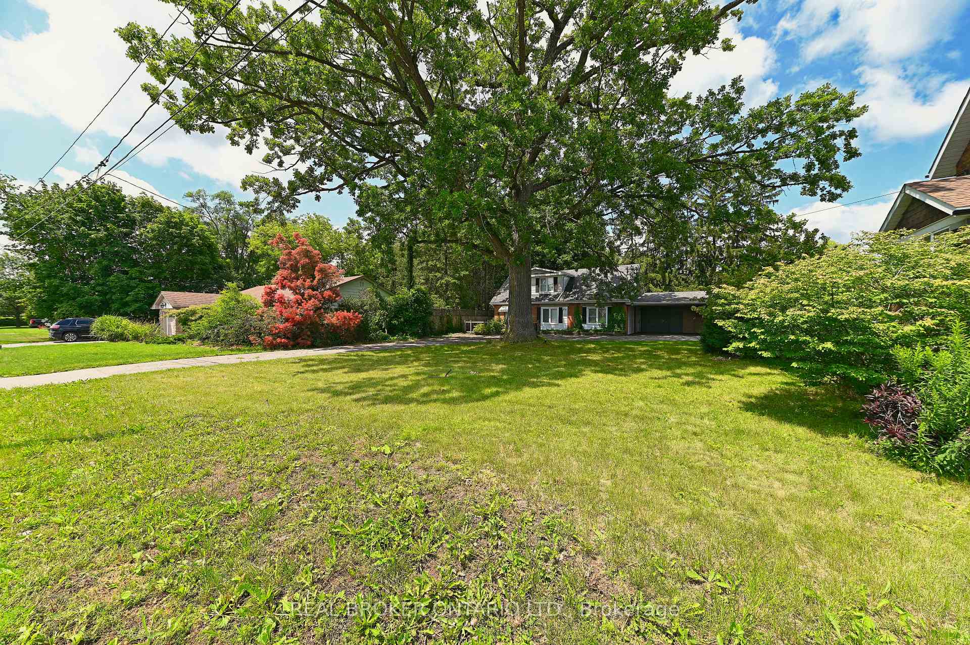 Photo 3 of Unit Main, 210 Speedvale Avenue E, Guelph, Riverside Park — HOMEH
