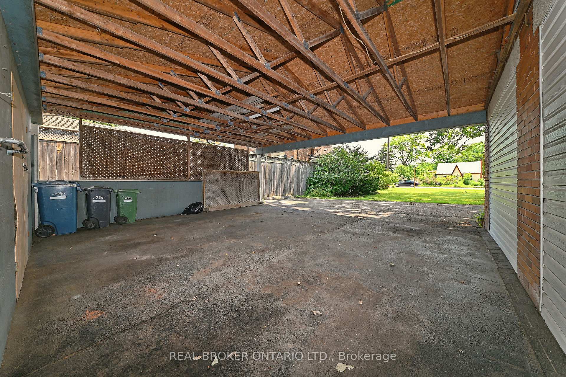 Photo 7 of Unit Main, 210 Speedvale Avenue E, Guelph, Riverside Park — HOMEH