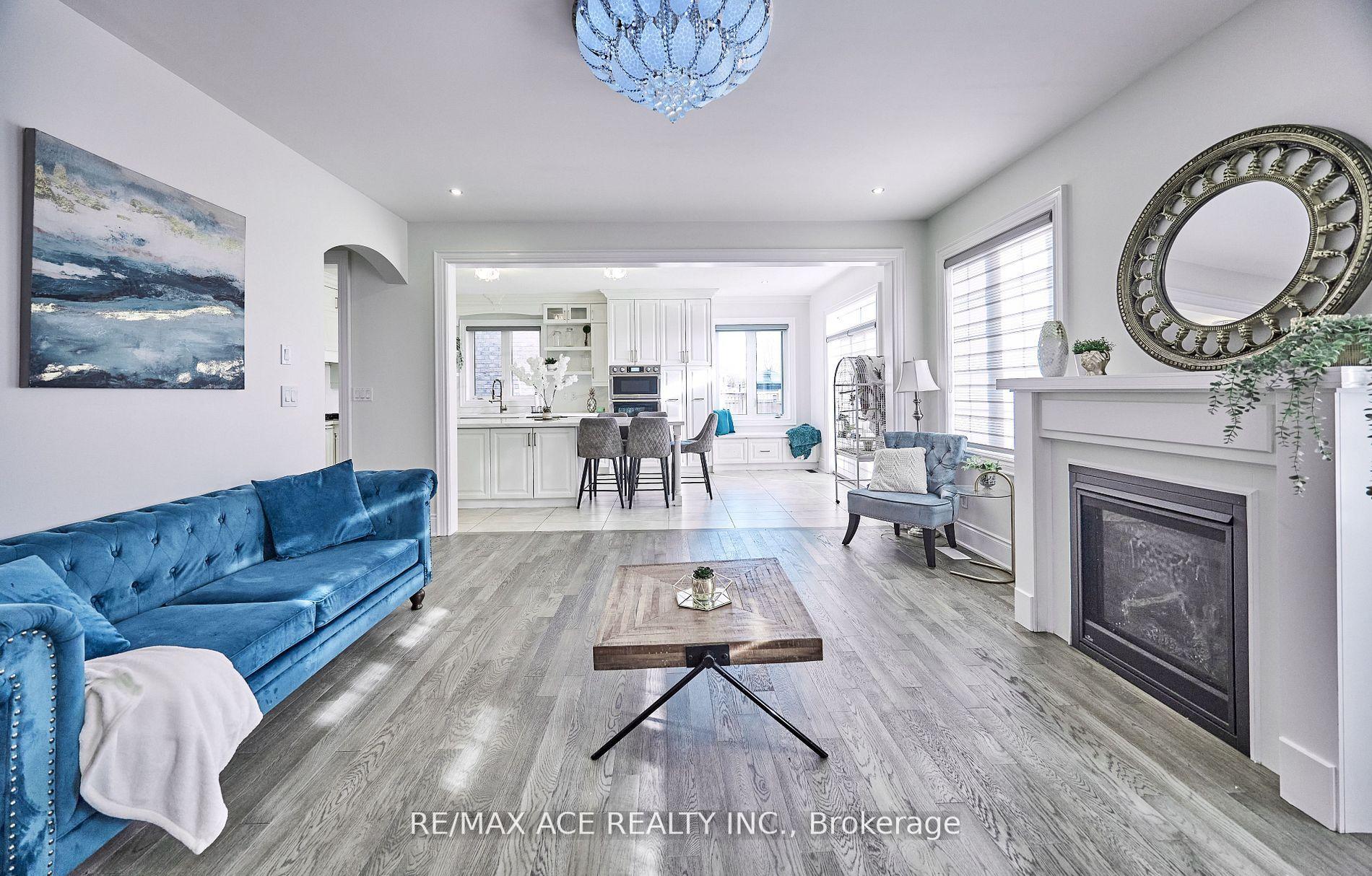 Photo 10 of 1912 Castlepoint Drive, Oshawa, Taunton — HOMEH
