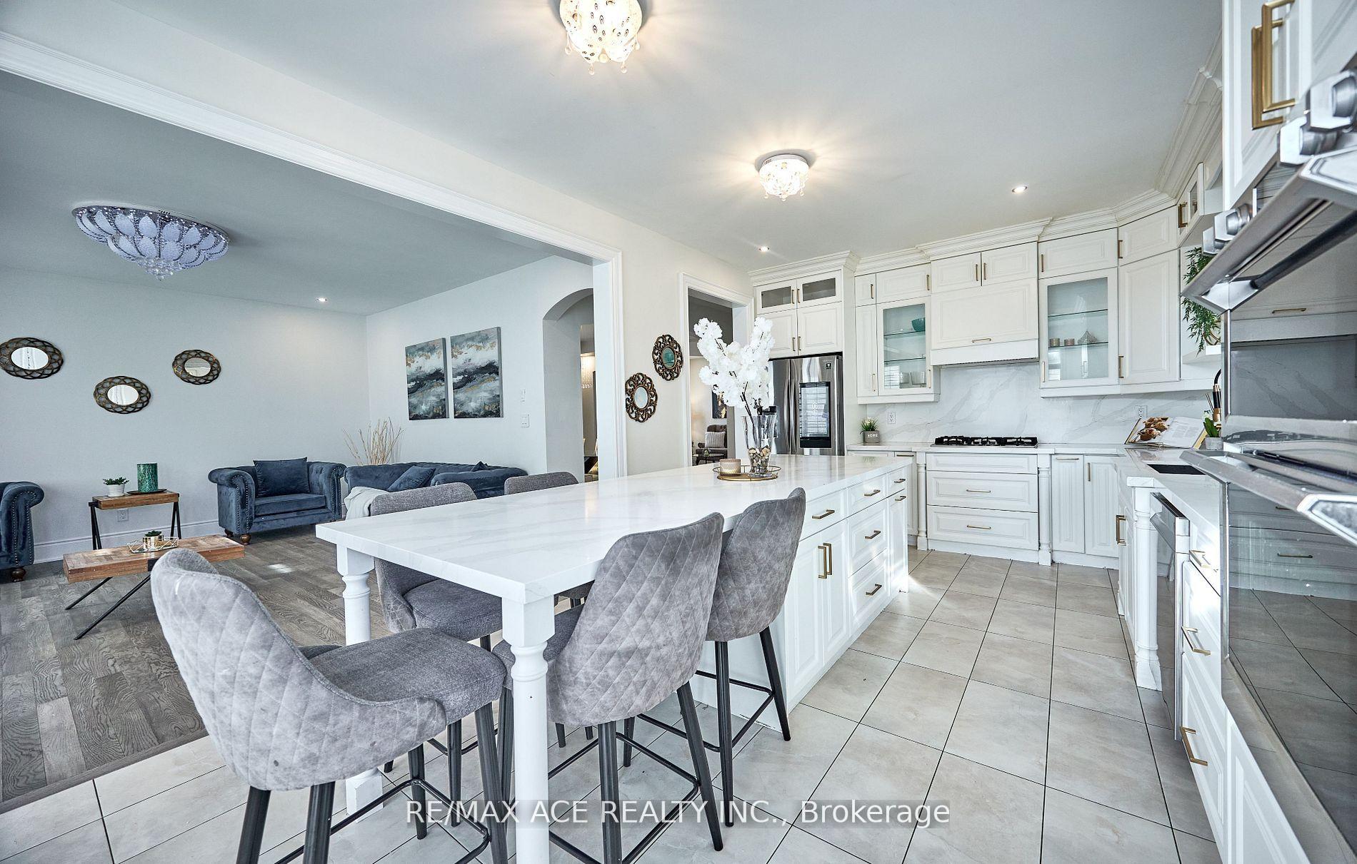 Photo 11 of 1912 Castlepoint Drive, Oshawa, Taunton — HOMEH