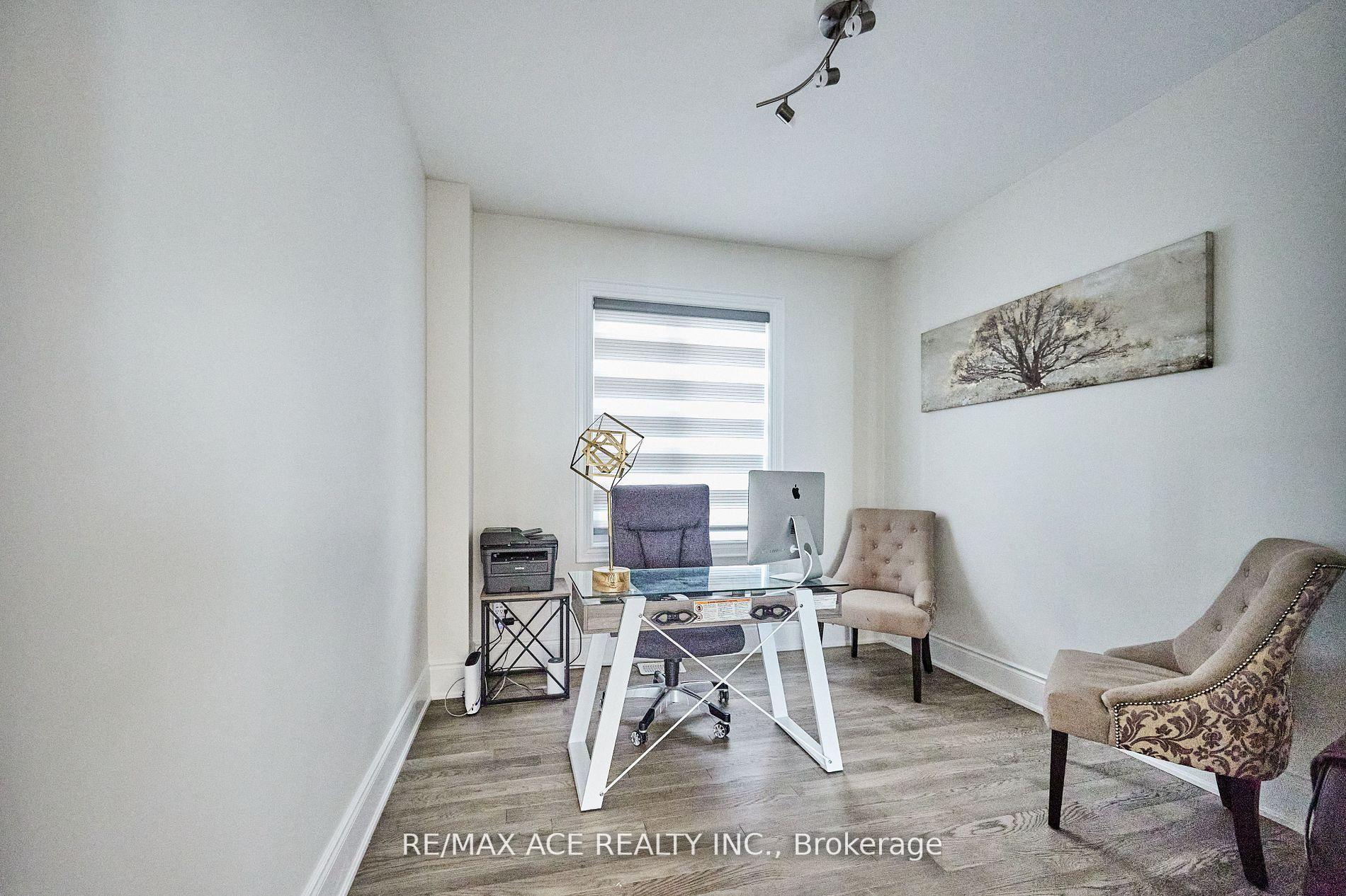 Photo 30 of 1912 Castlepoint Drive, Oshawa, Taunton — HOMEH