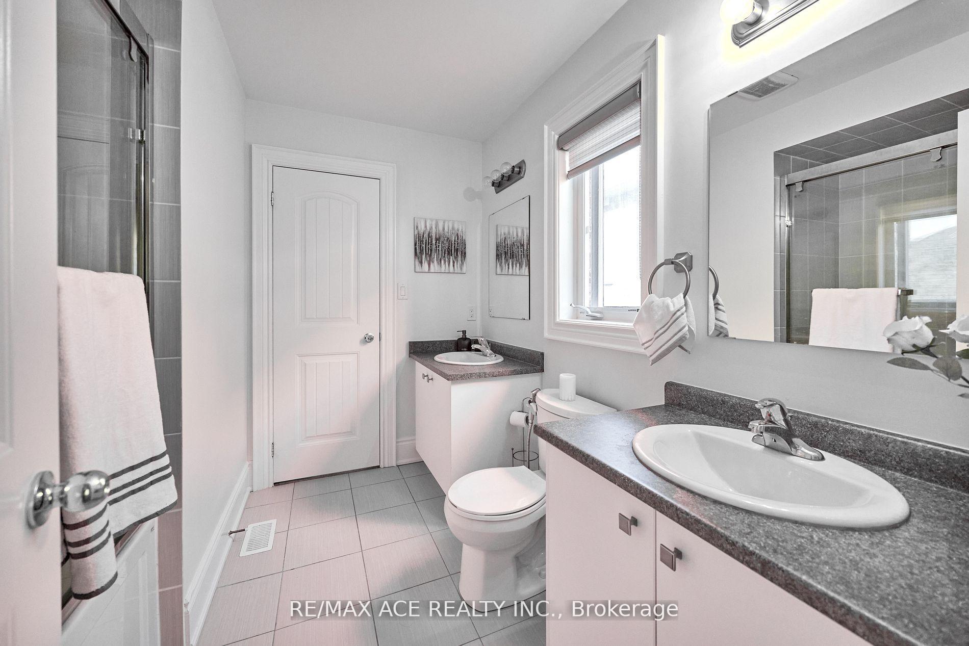 Photo 26 of 1912 Castlepoint Drive, Oshawa, Taunton — HOMEH