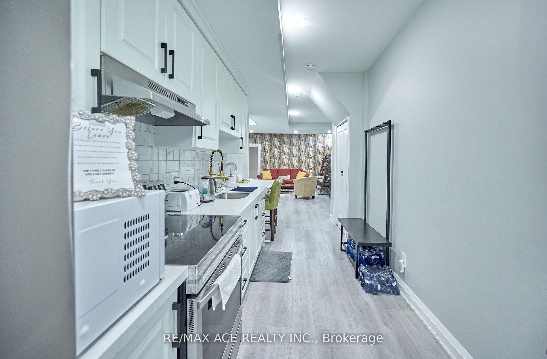 Photo 32 of 1912 Castlepoint Drive, Oshawa, Taunton — HOMEH