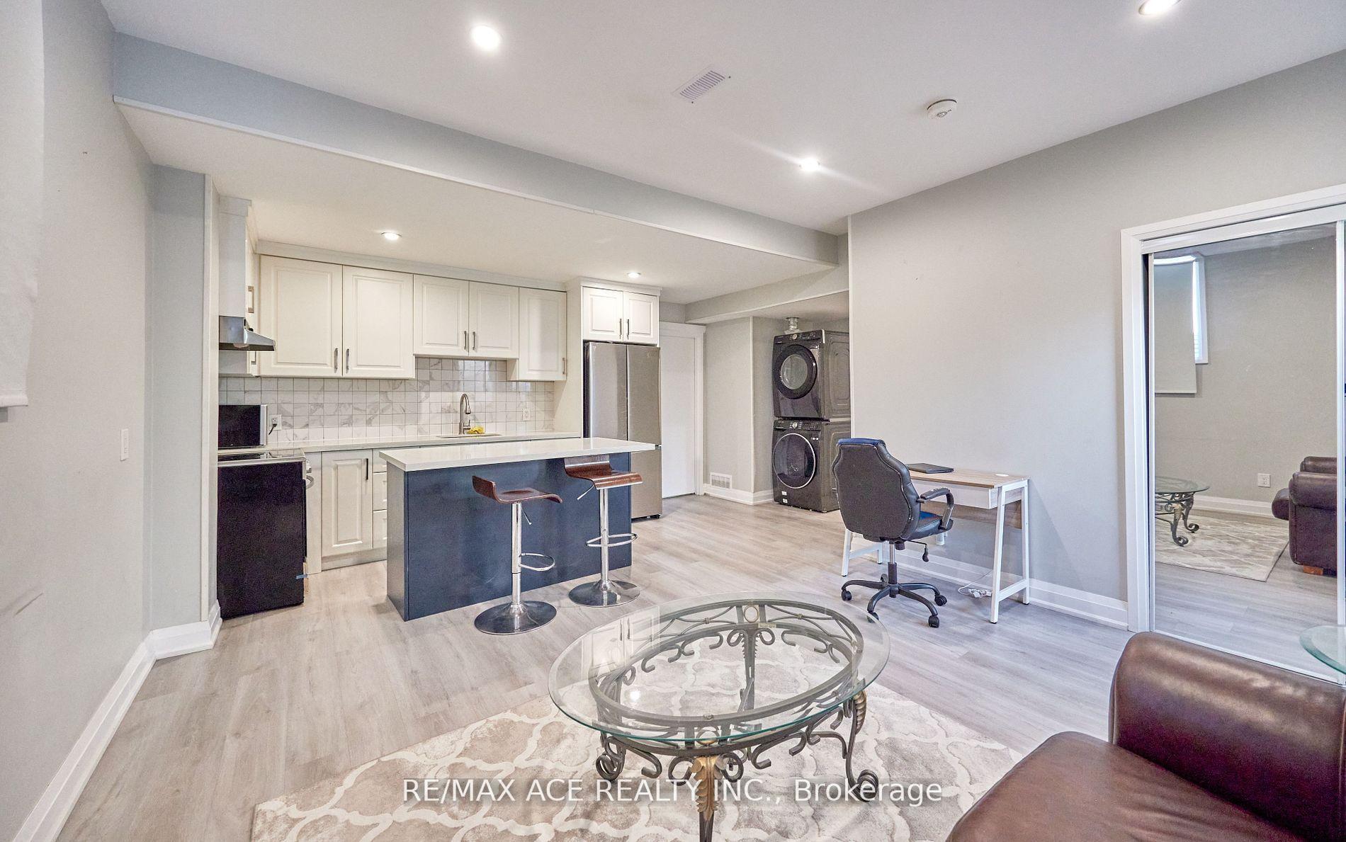 Photo 39 of 1912 Castlepoint Drive, Oshawa, Taunton — HOMEH