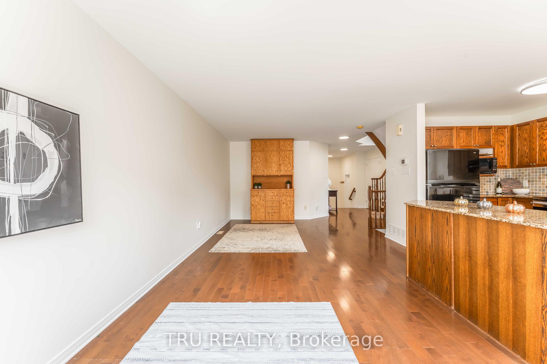 Photo 14 of 217 Sorento Street, Ottawa, Barrhaven - Strandherd — HOMEH