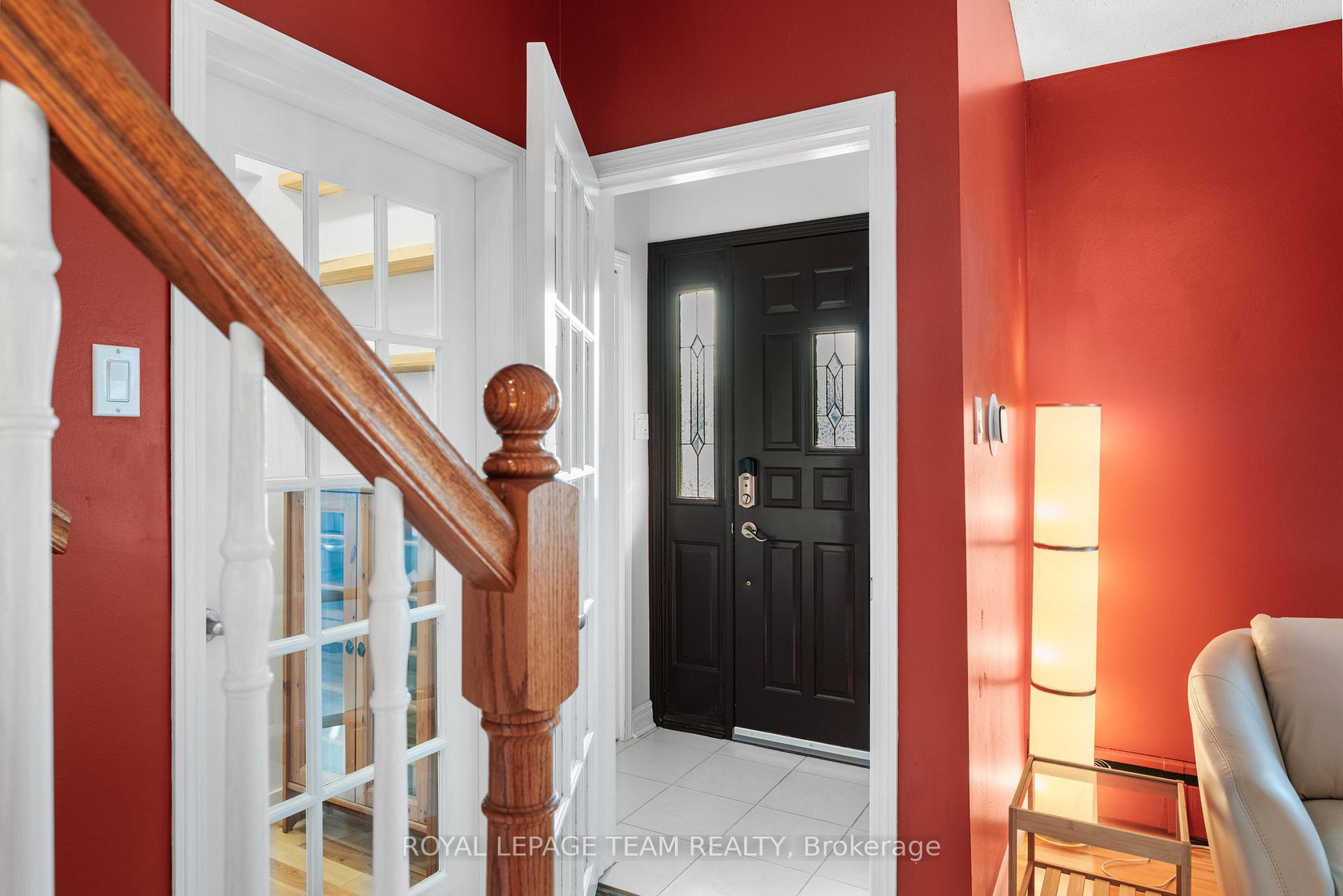Photo 3 of 2391 Cheshire Road, Ottawa, Parkway Park — HOMEH