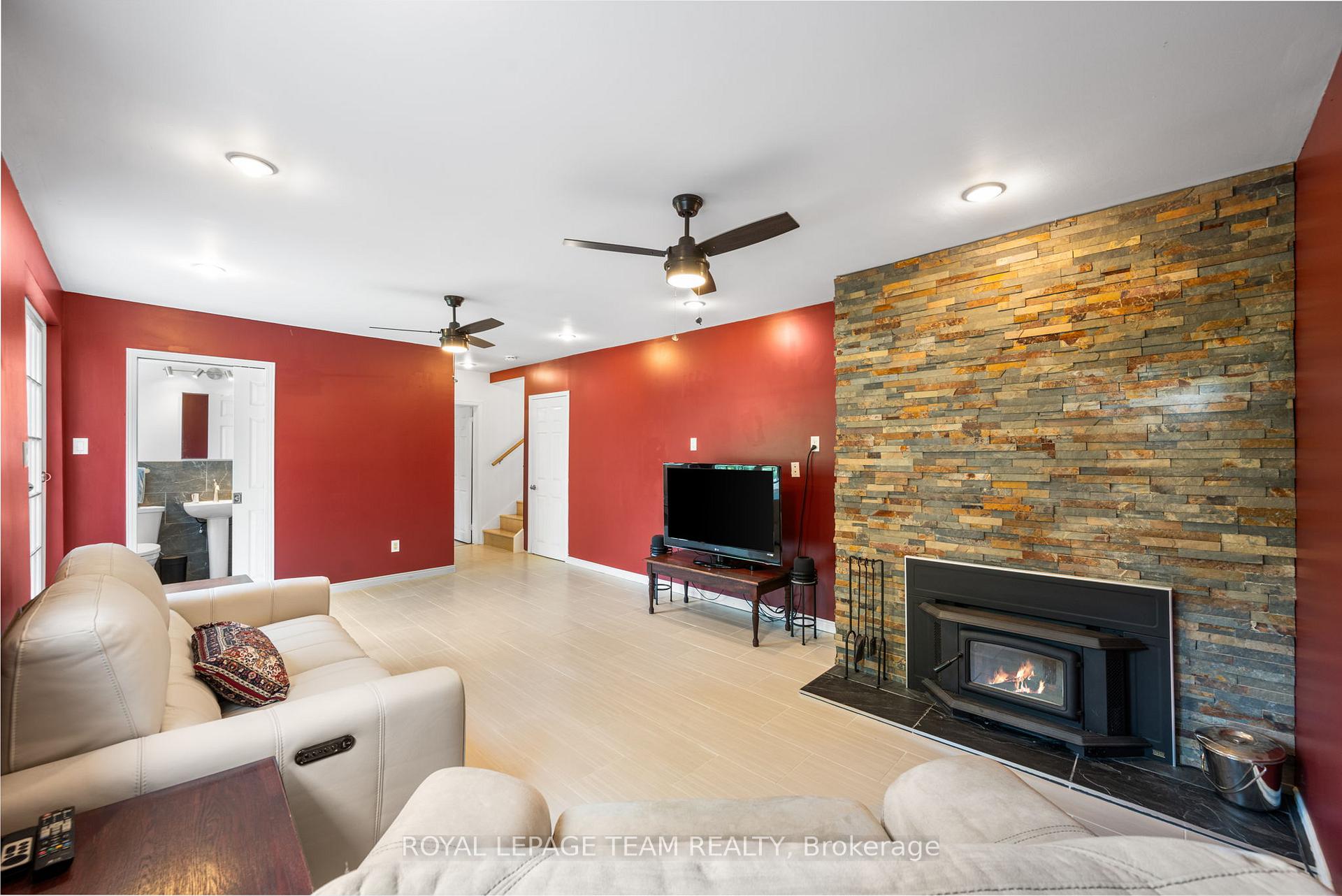 Photo 9 of 2391 Cheshire Road, Ottawa, Parkway Park — HOMEH