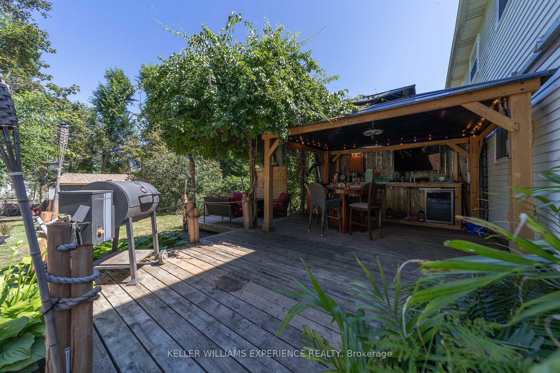 Photo 28 of 23 Wilde Place, Barrie, Letitia Heights — HOMEH