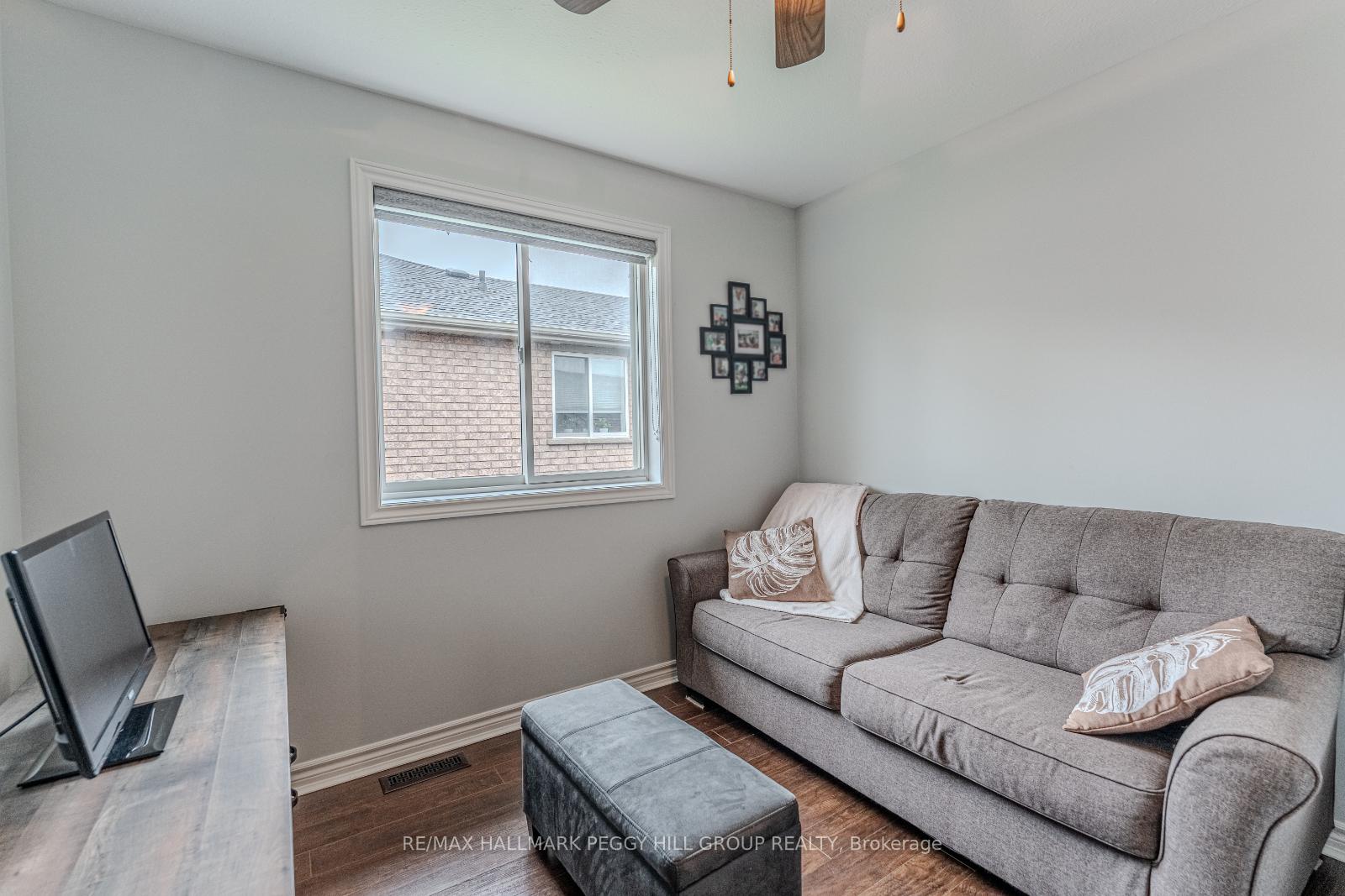 Photo 9 of 37 Osprey Ridge Road, Barrie, Little Lake — HOMEH