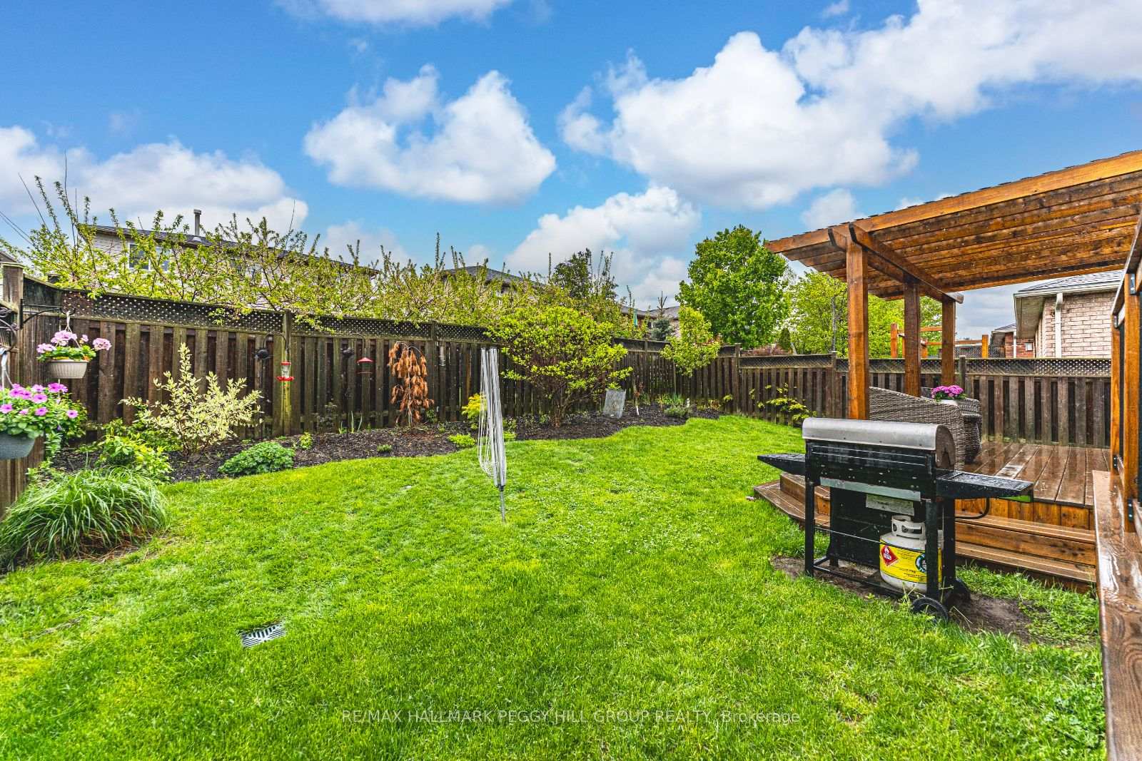 Photo 19 of 37 Osprey Ridge Road, Barrie, Little Lake — HOMEH