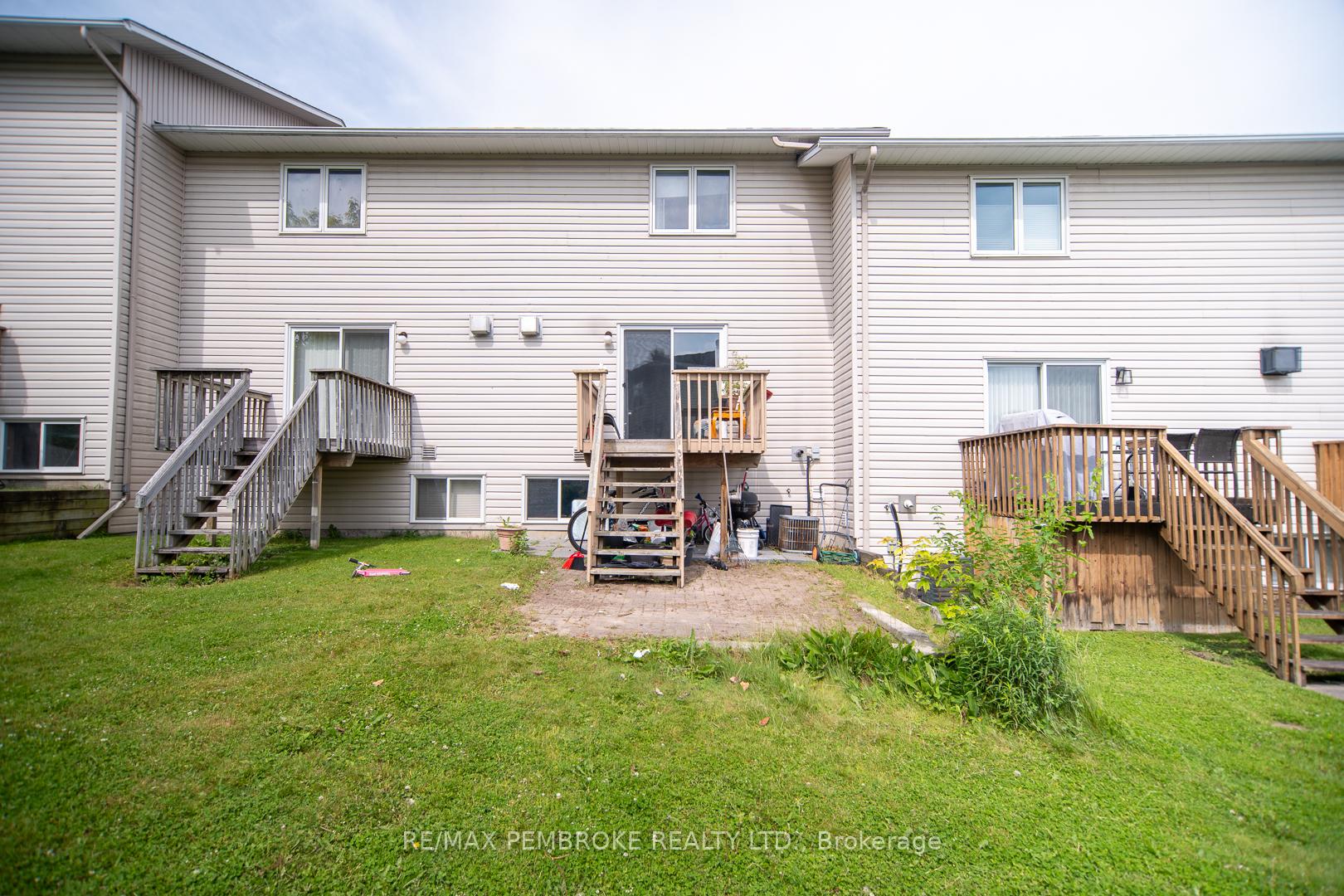 Photo 25 of 225 Willoughby Crescent, Pembroke — HOMEH