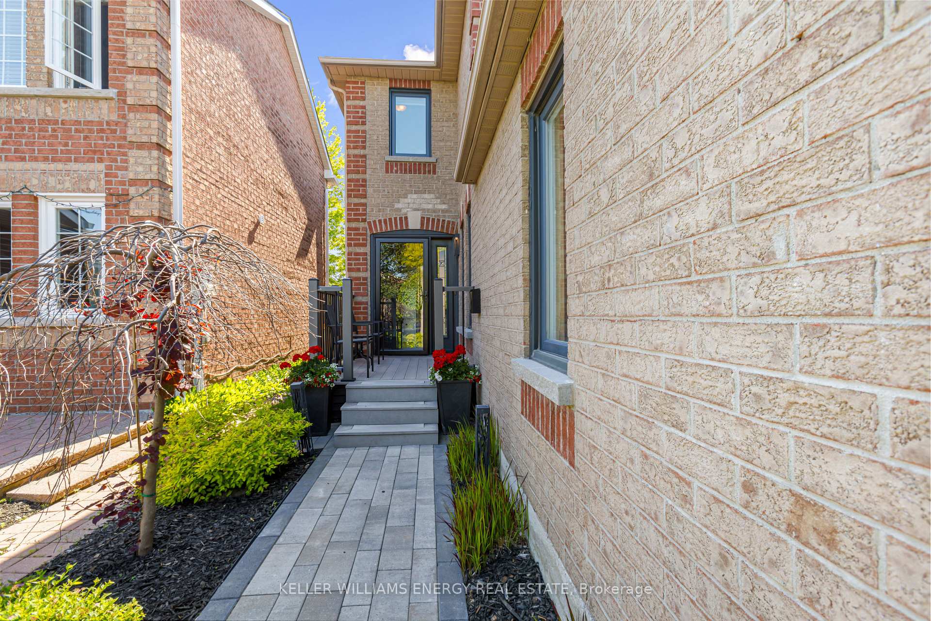 Photo 2 of 79 Old Colony Drive, Whitby, Pringle Creek — HOMEH