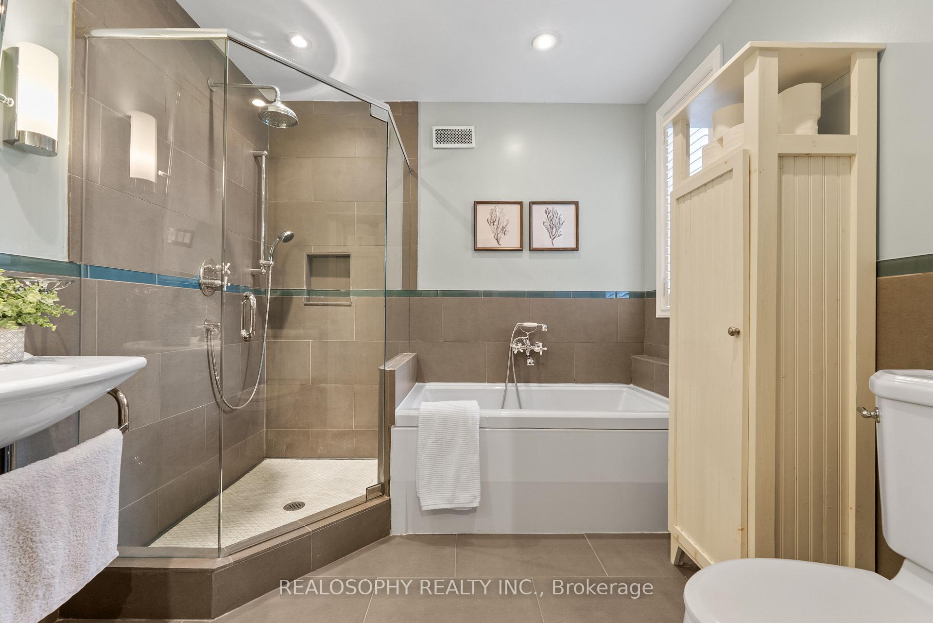 Photo 20 of 299 Pape Avenue, Toronto, South Riverdale — HOMEH