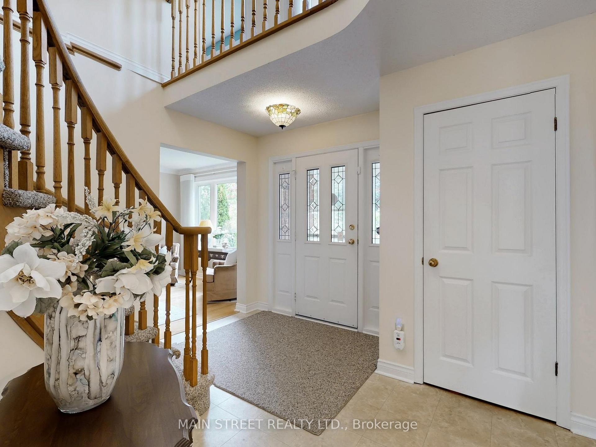 Photo 20 of 28 Munro Crescent, Uxbridge — HOMEH