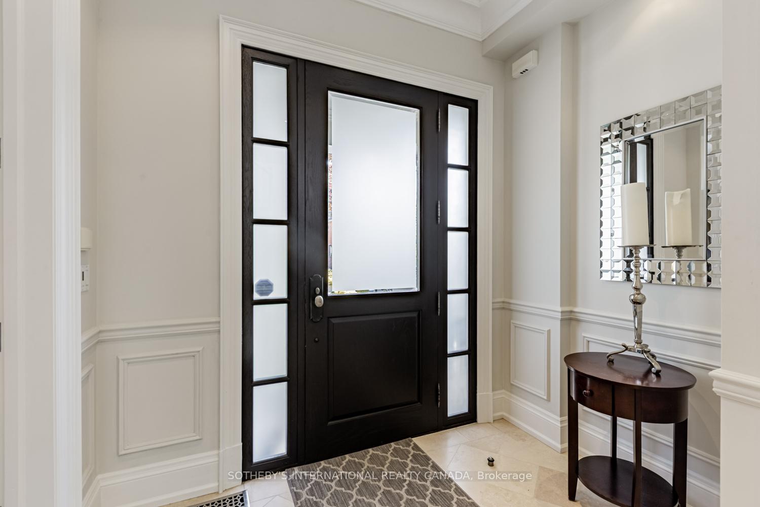Photo 3 of 446 Elm Road, Toronto, Bedford Park-Nortown — HOMEH
