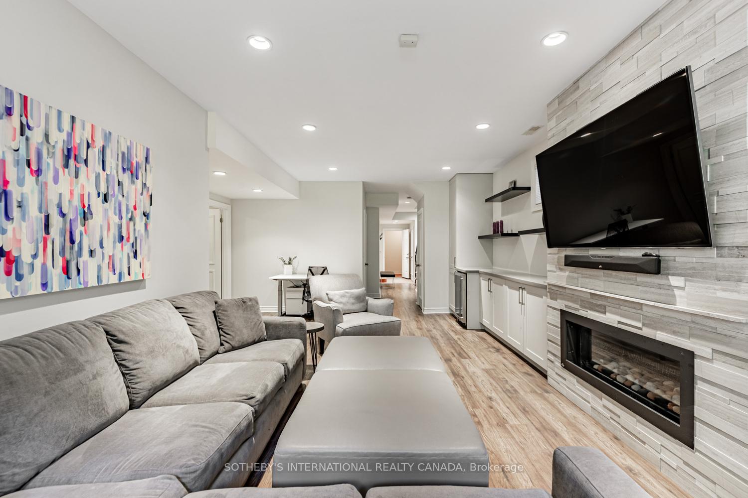 Photo 30 of 446 Elm Road, Toronto, Bedford Park-Nortown — HOMEH