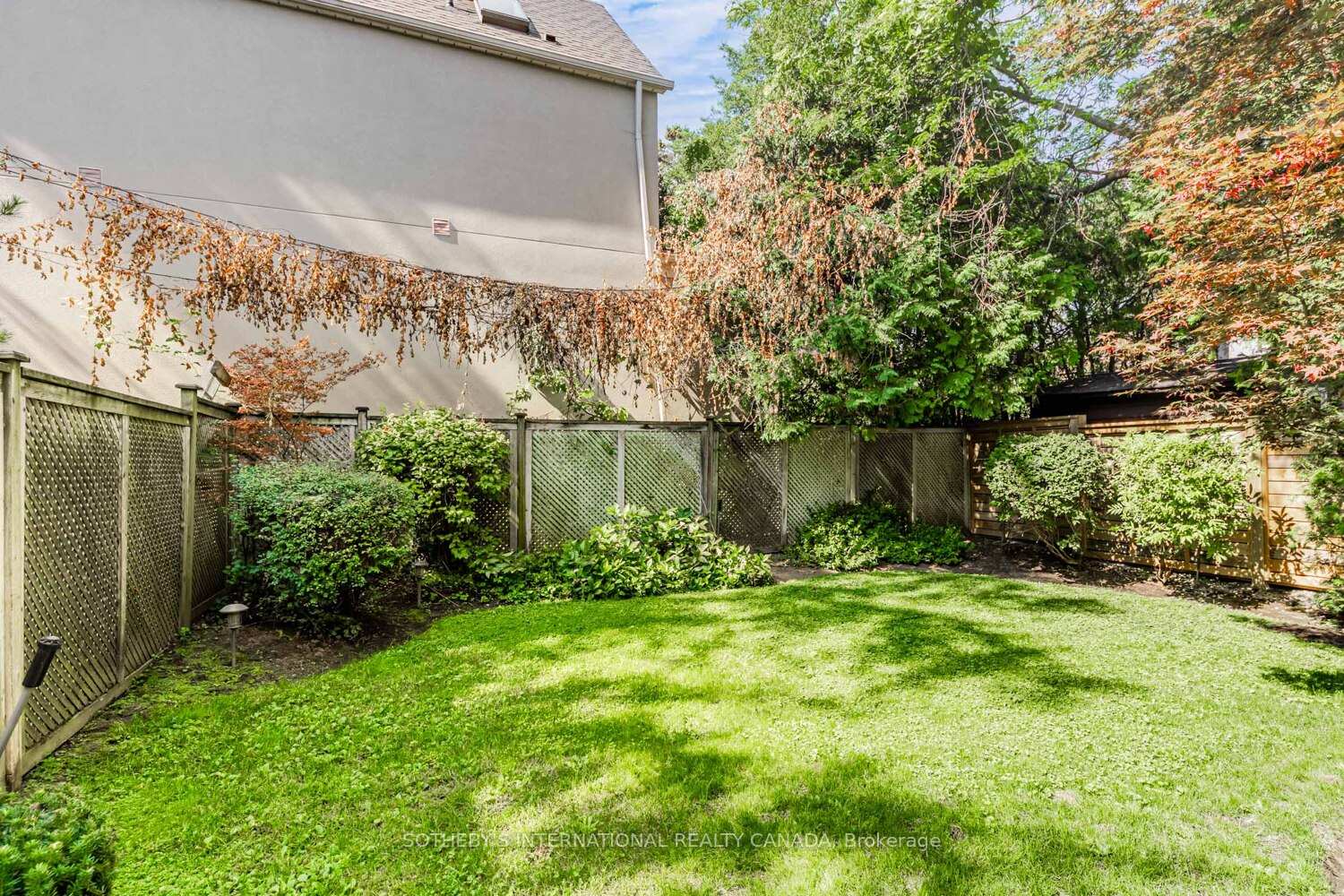 Photo 40 of 446 Elm Road, Toronto, Bedford Park-Nortown — HOMEH