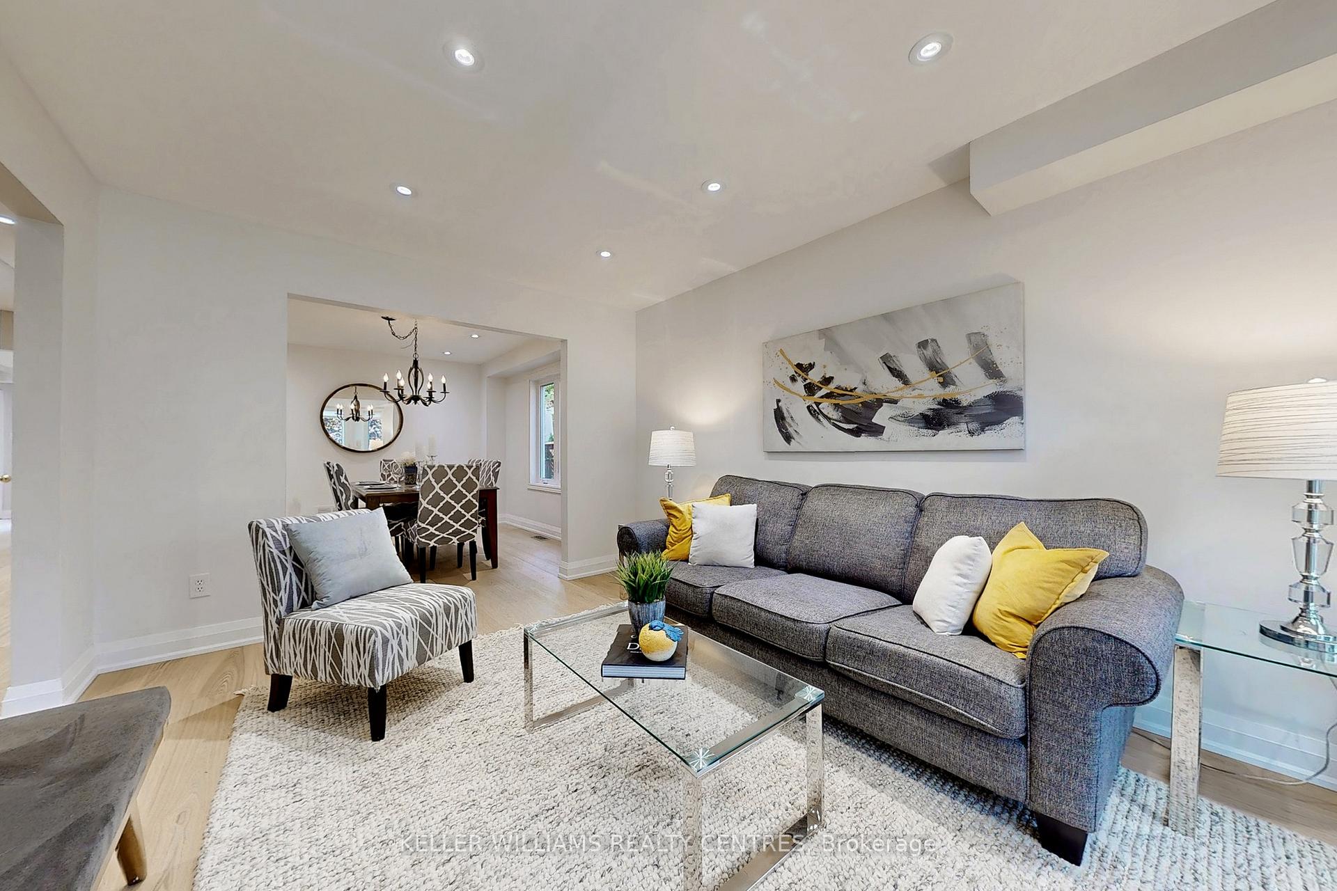 Photo 7 of 179 Covent Crescent, Aurora, Aurora Highlands — HOMEH