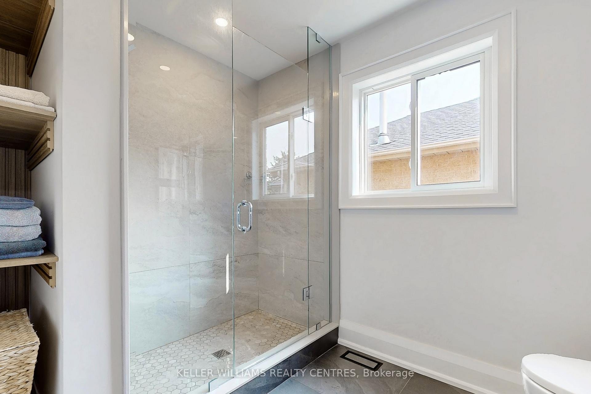 Photo 32 of 179 Covent Crescent, Aurora, Aurora Highlands — HOMEH