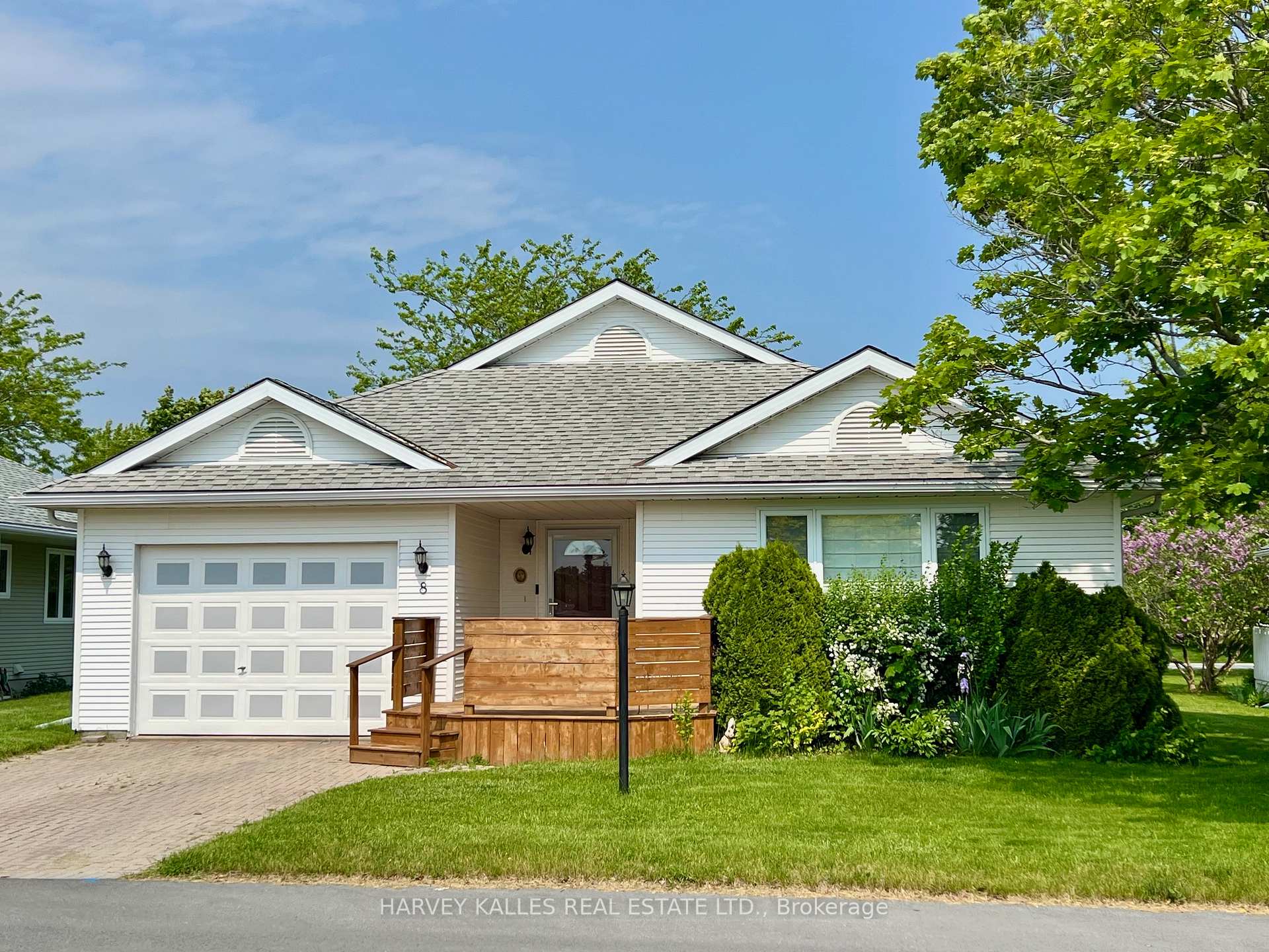 Photo 1 of 8 Heritage Drive, Prince Edward County, Wellington — HOMEH