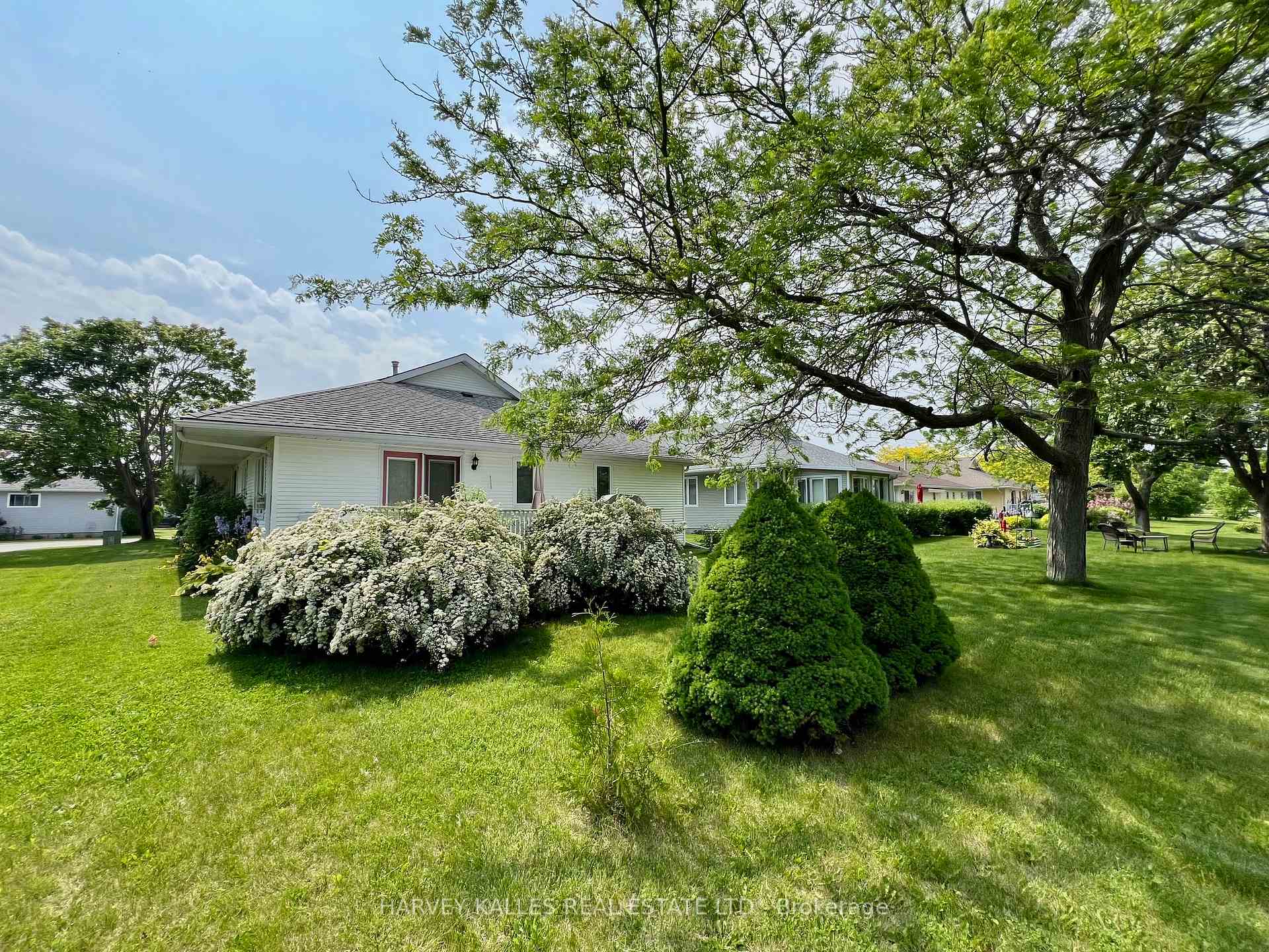 Photo 7 of 8 Heritage Drive, Prince Edward County, Wellington — HOMEH