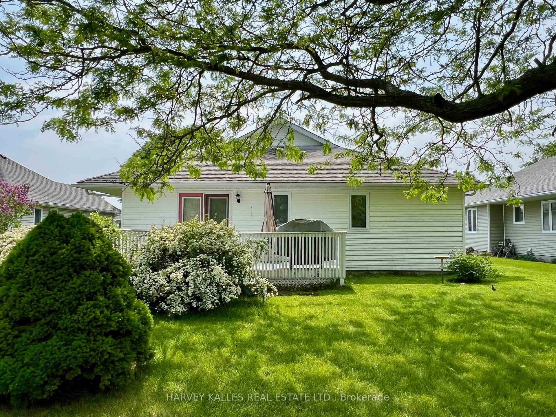 Photo 8 of 8 Heritage Drive, Prince Edward County, Wellington — HOMEH