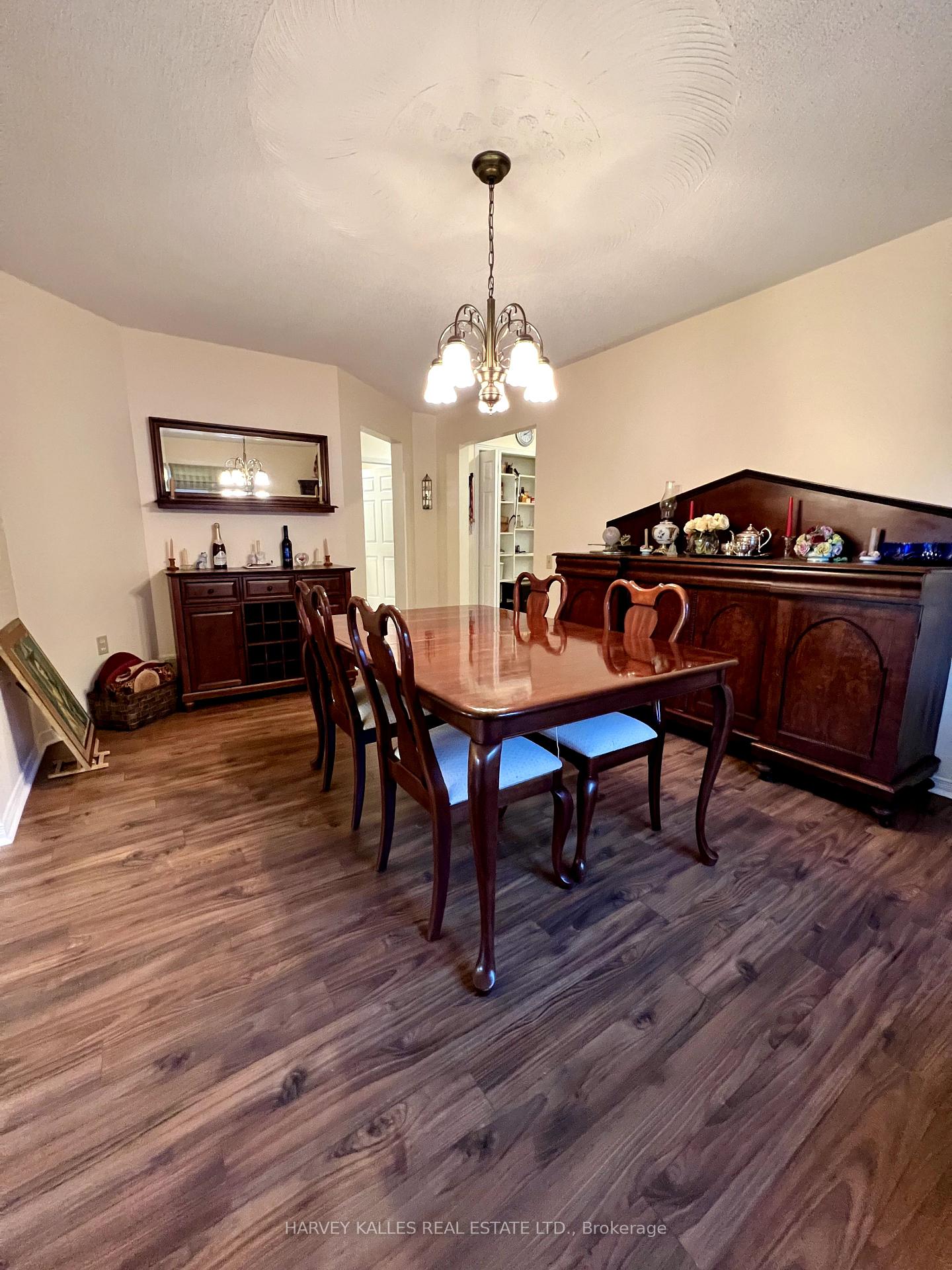 Photo 20 of 8 Heritage Drive, Prince Edward County, Wellington — HOMEH