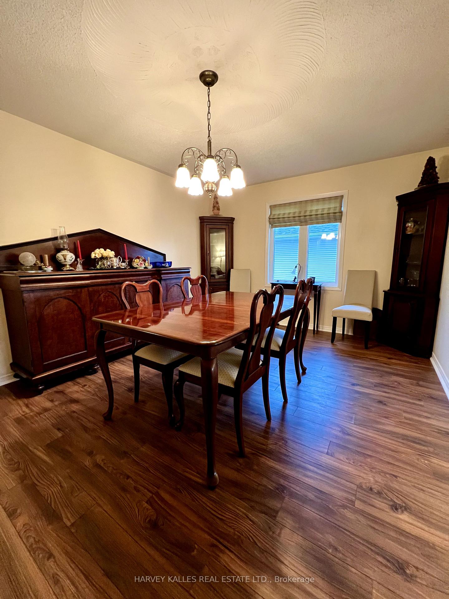 Photo 12 of 8 Heritage Drive, Prince Edward County, Wellington — HOMEH