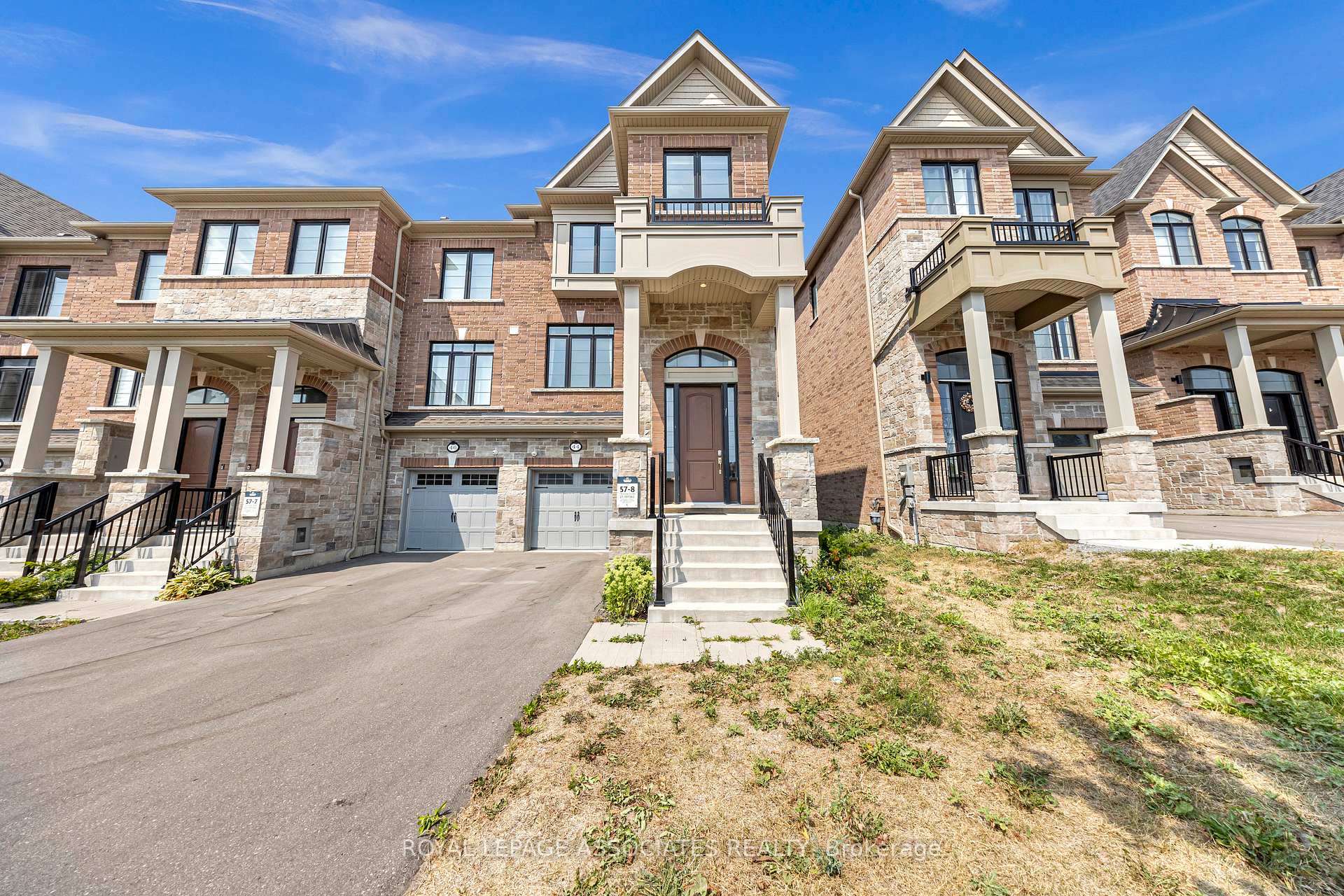 Photo 1 of 44 Elkington Crescent, Whitby, Rural Whitby — HOMEH