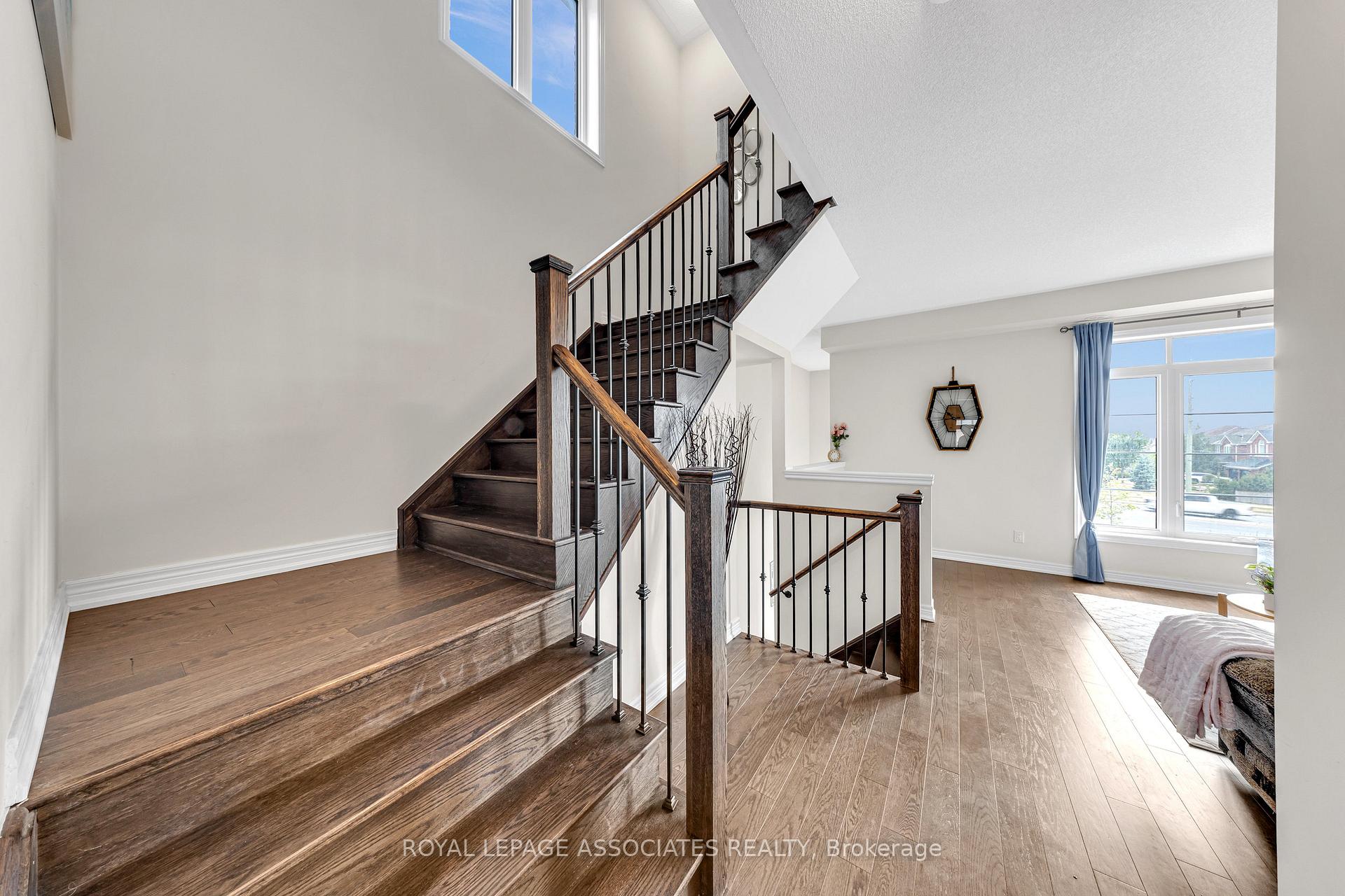 Photo 17 of 44 Elkington Crescent, Whitby, Rural Whitby — HOMEH