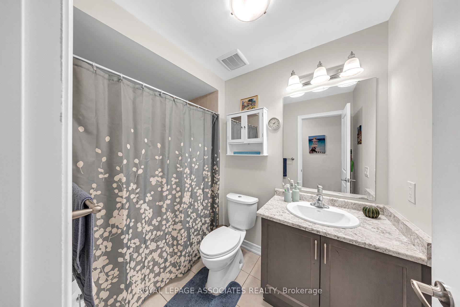 Photo 25 of 44 Elkington Crescent, Whitby, Rural Whitby — HOMEH