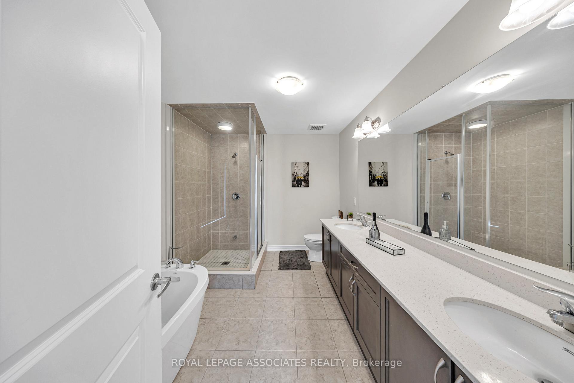 Photo 22 of 44 Elkington Crescent, Whitby, Rural Whitby — HOMEH