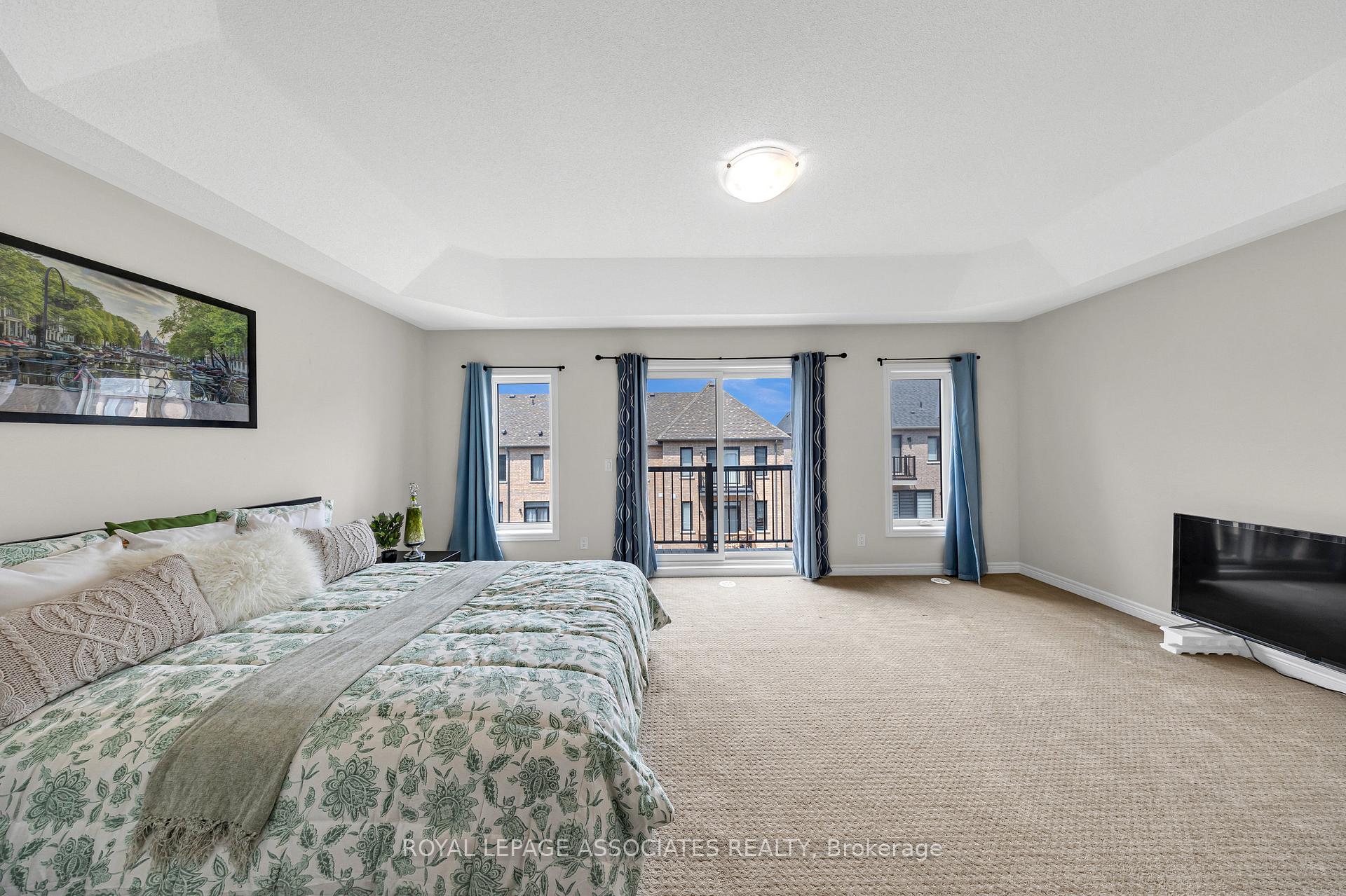 Photo 27 of 44 Elkington Crescent, Whitby, Rural Whitby — HOMEH