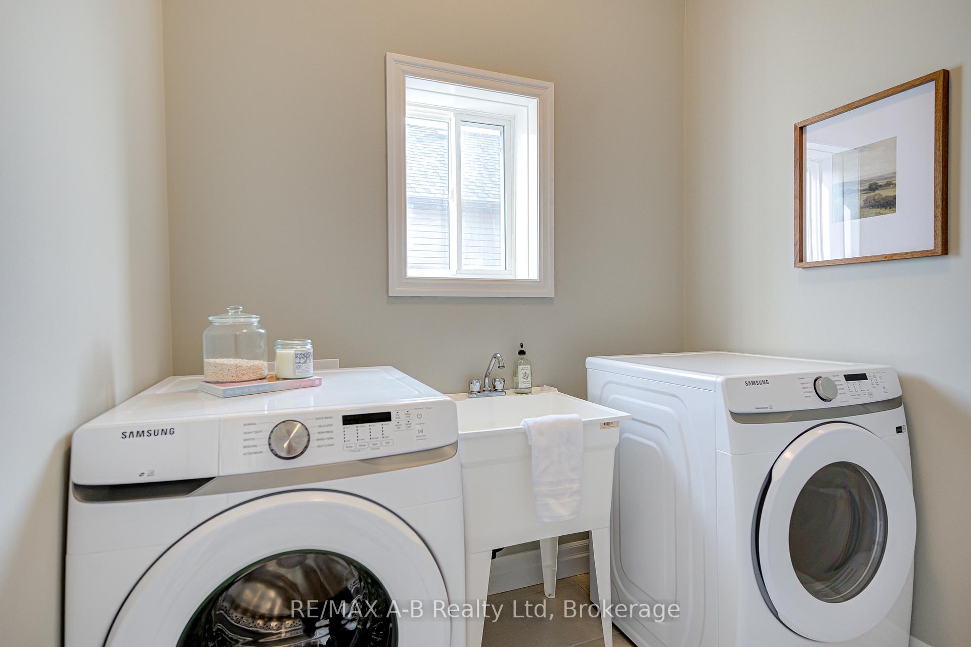 Photo 18 of 274 Bradshaw Drive, Stratford — HOMEH