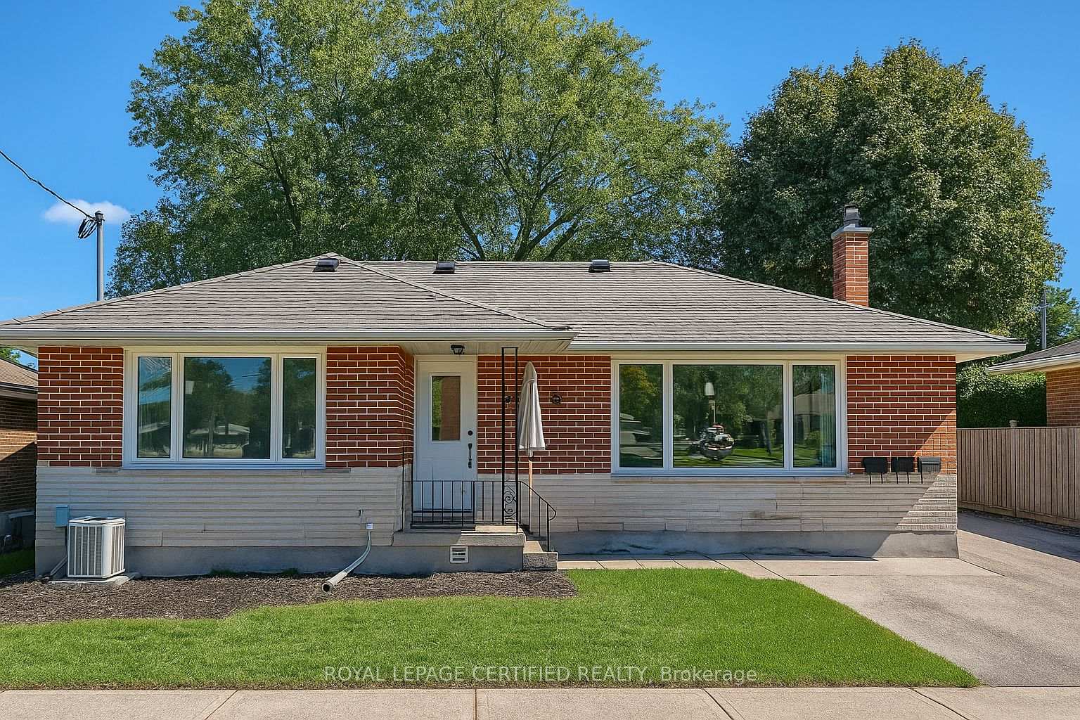 Photo 1 of 789 Regent Drive, Oshawa, Eastdale — HOMEH