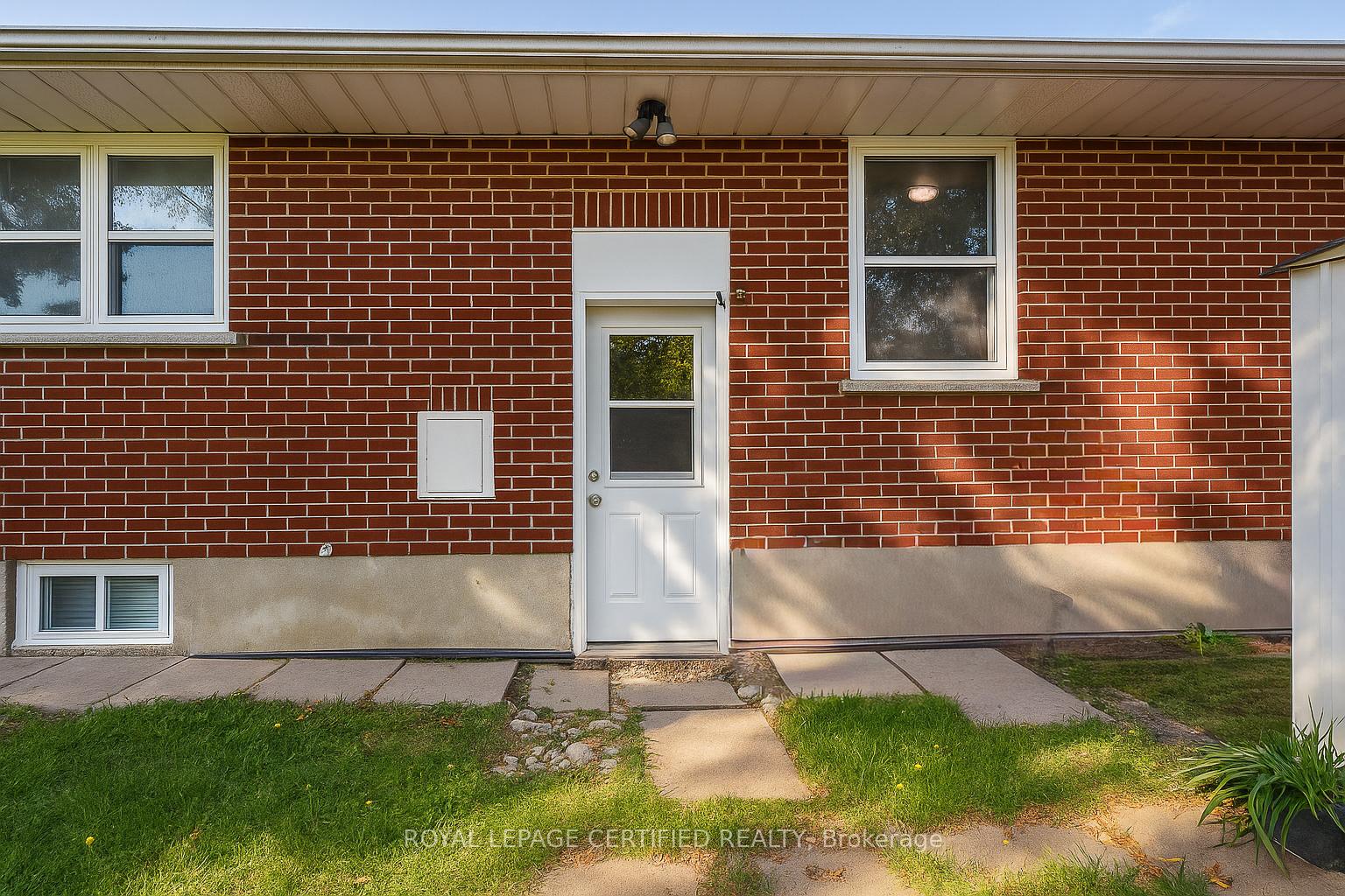 Photo 6 of 789 Regent Drive, Oshawa, Eastdale — HOMEH