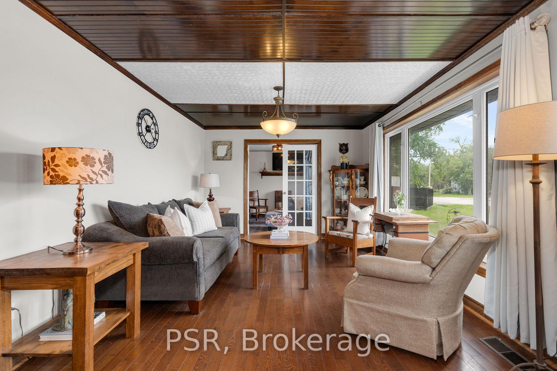 Photo 4 of 206 William Street, Clearview, Stayner — HOMEH