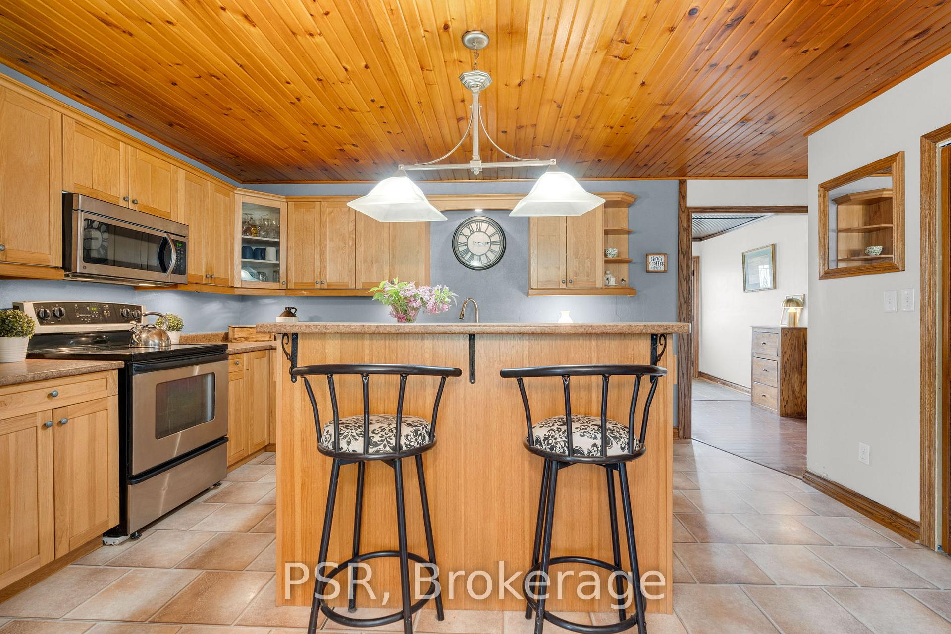 Photo 25 of 206 William Street, Clearview, Stayner — HOMEH