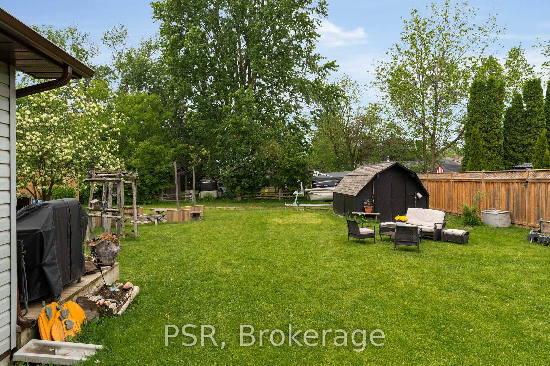 Photo 31 of 206 William Street, Clearview, Stayner — HOMEH