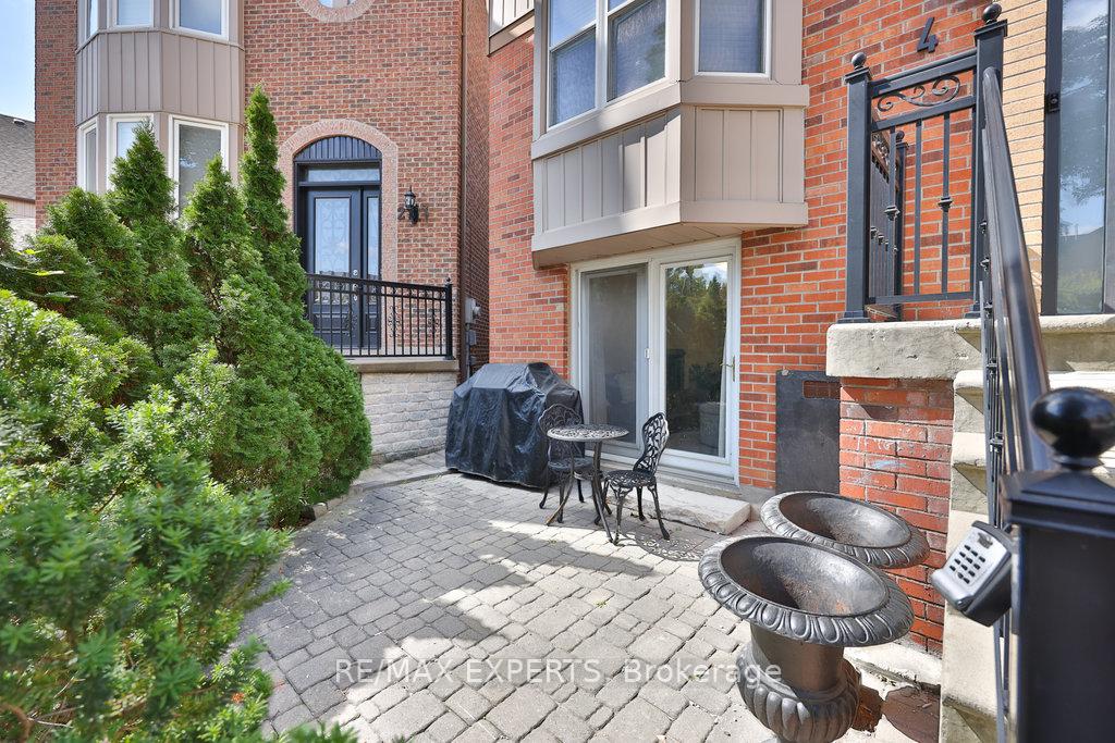 Photo 13 of 4 Amos Maynard Circle, Vaughan, West Woodbridge — HOMEH