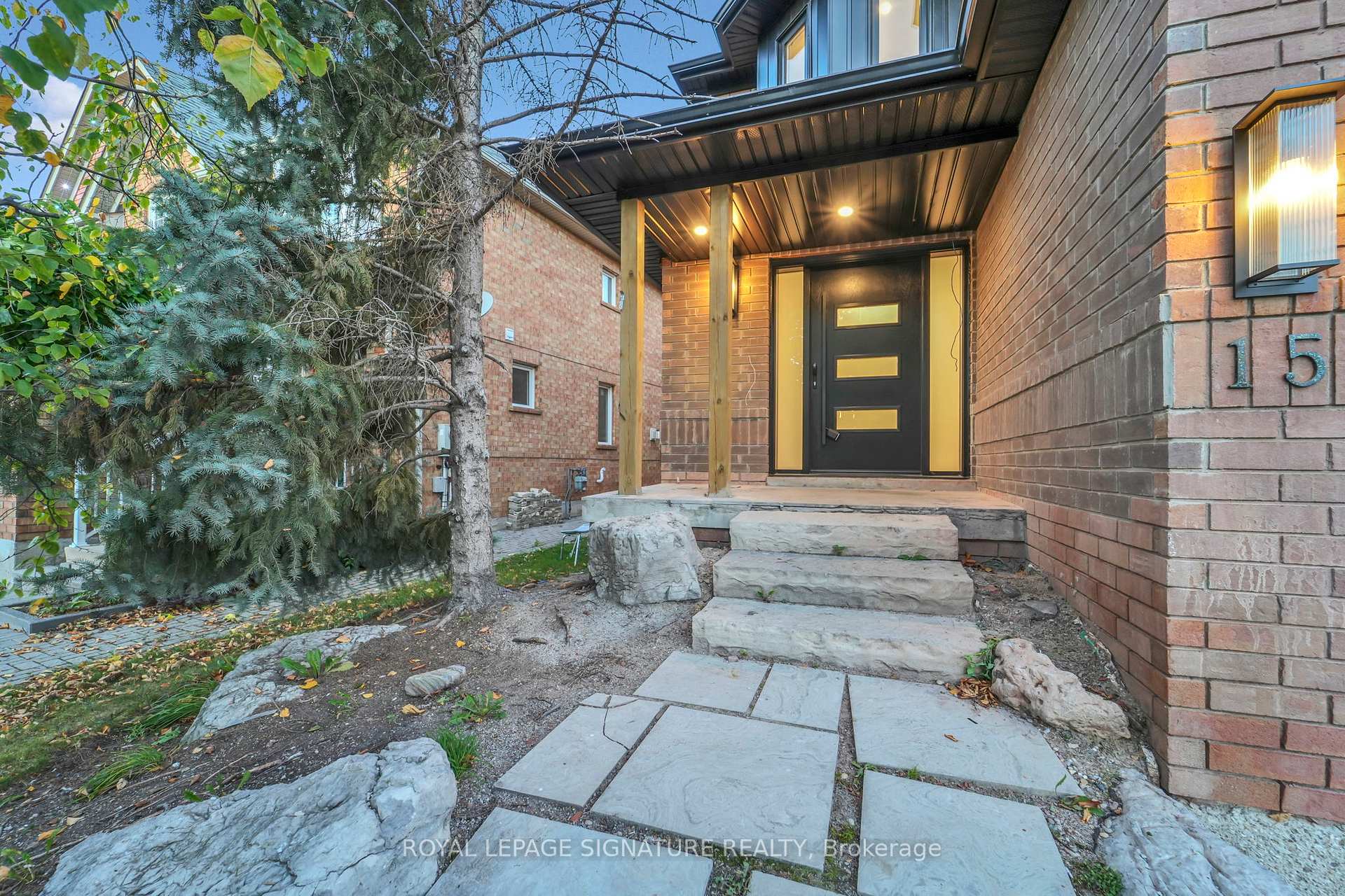 Photo 31 of 15 National Pine Drive, Vaughan, Vellore Village — HOMEH
