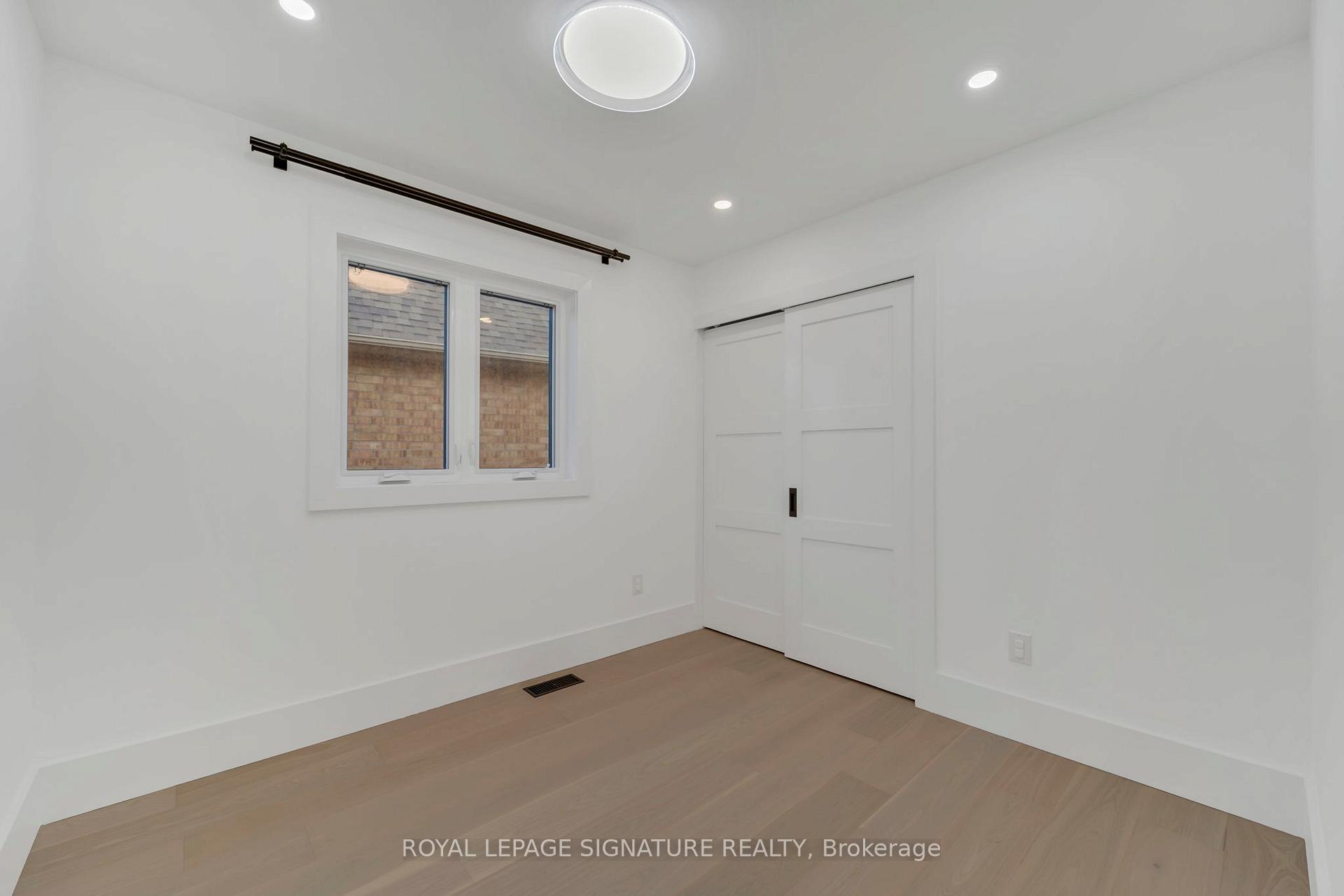 Photo 28 of 15 National Pine Drive, Vaughan, Vellore Village — HOMEH