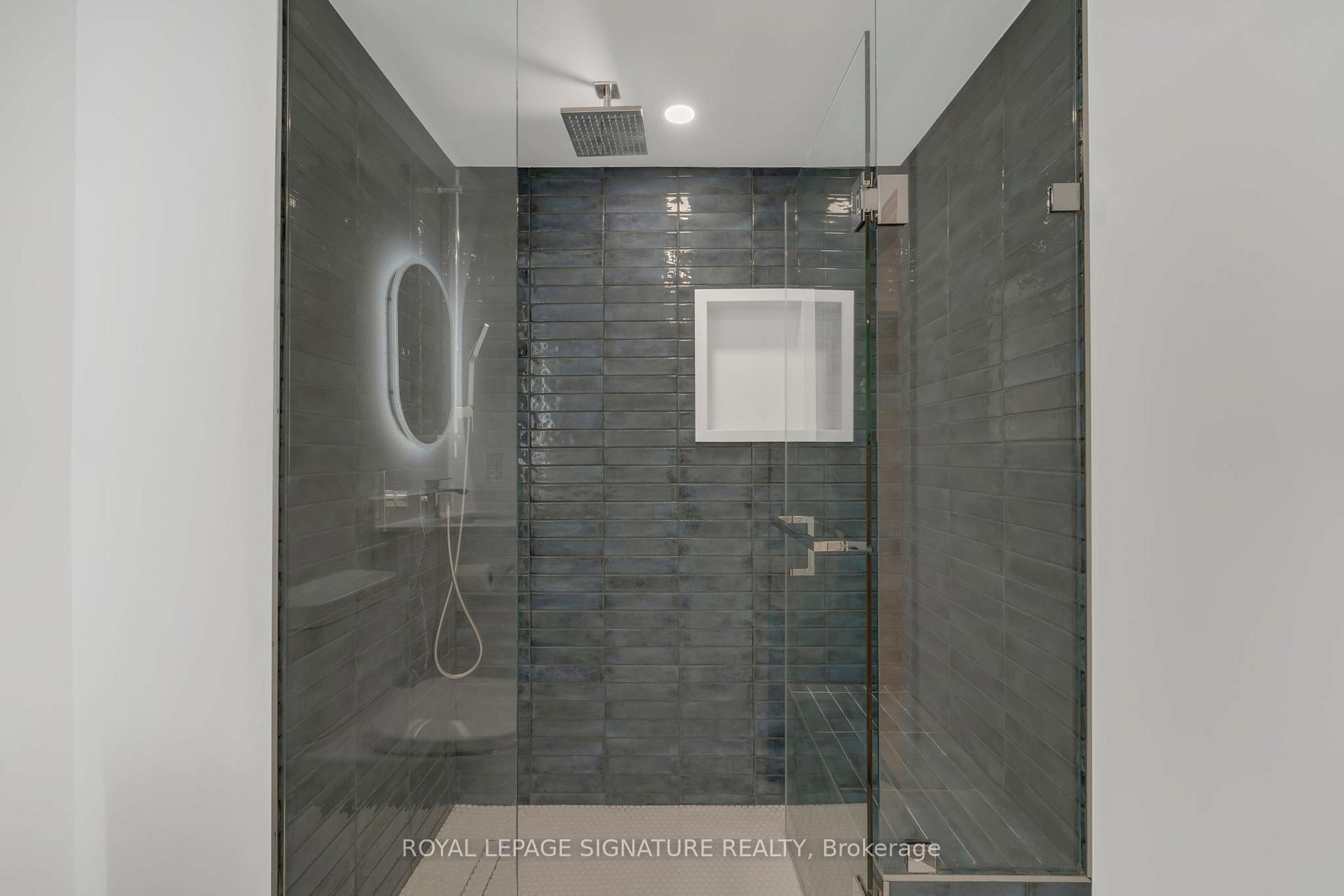 Photo 19 of 15 National Pine Drive, Vaughan, Vellore Village — HOMEH