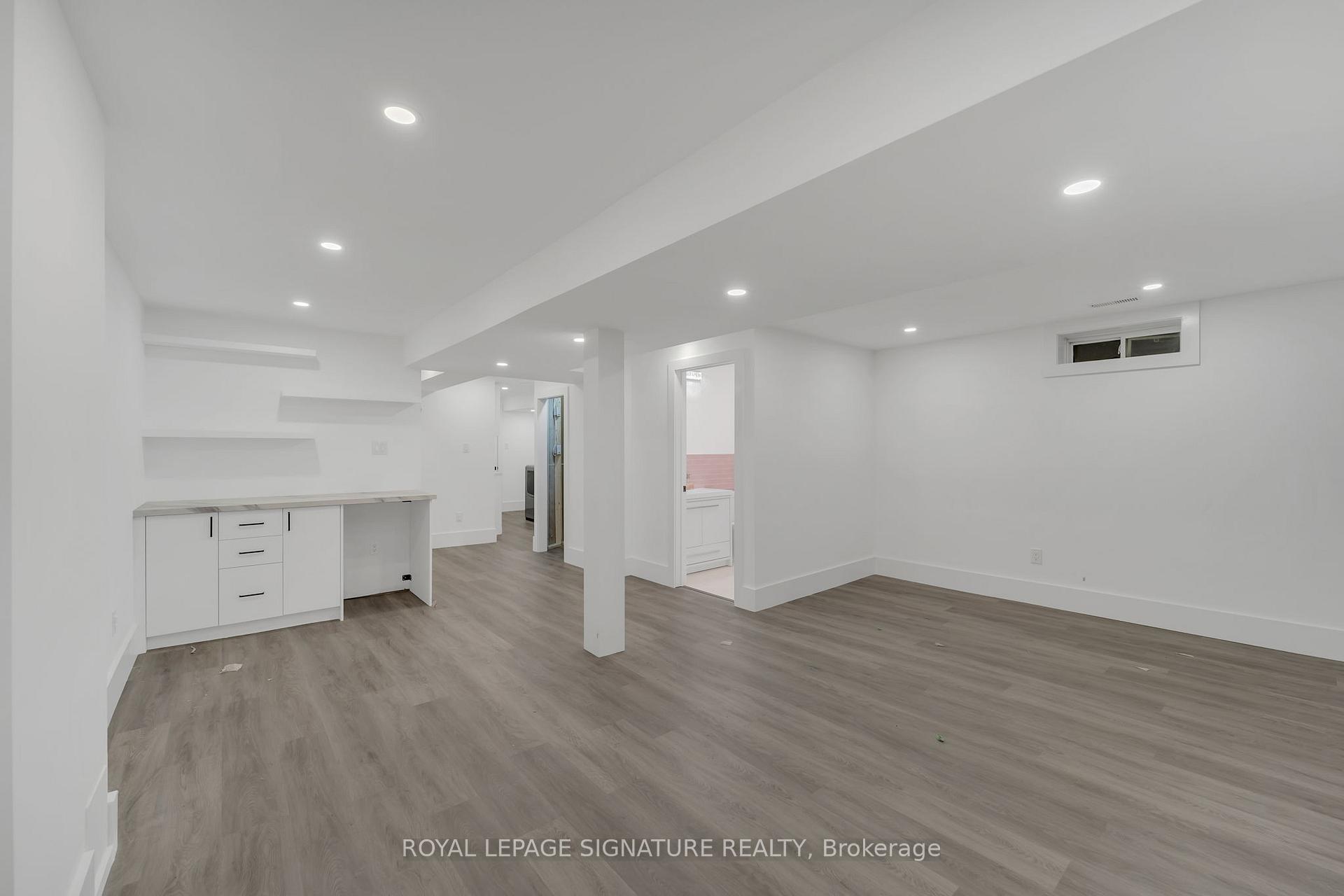 Photo 9 of 15 National Pine Drive, Vaughan, Vellore Village — HOMEH