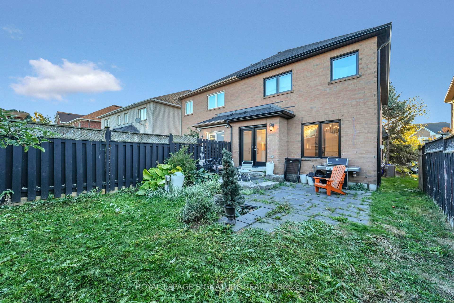 Photo 27 of 15 National Pine Drive, Vaughan, Vellore Village — HOMEH