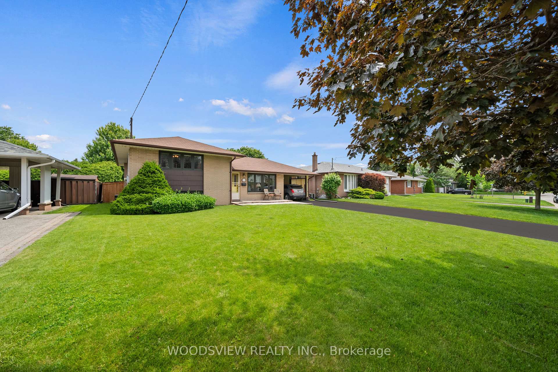 Photo 6 of 733 Glengrove Street, Oshawa, Northglen — HOMEH