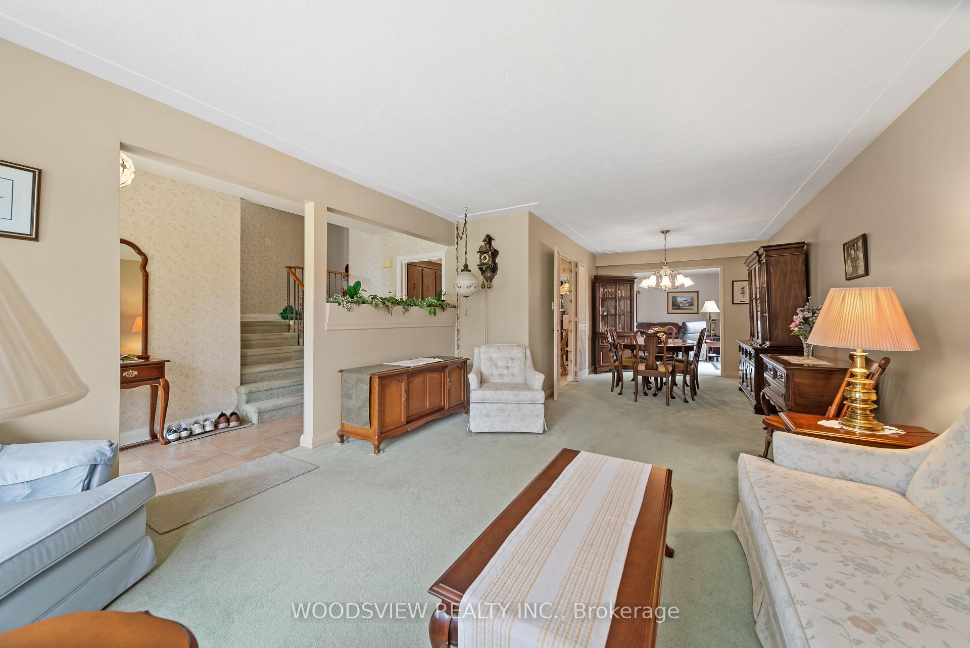 Photo 3 of 733 Glengrove Street, Oshawa, Northglen — HOMEH
